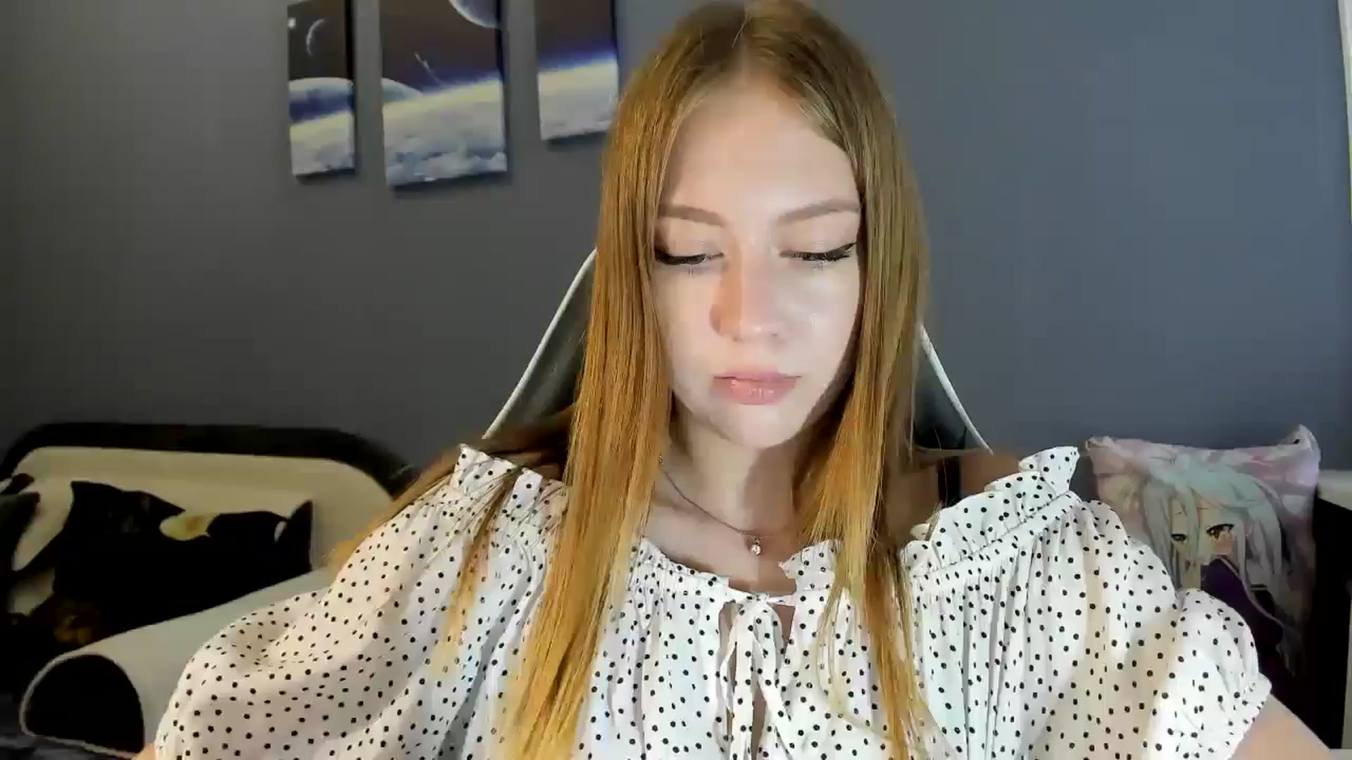 Gallery image thumbnail from RoboSasha's myfreecams stream on, 08/14/2025, 12:35 image 7 of 20