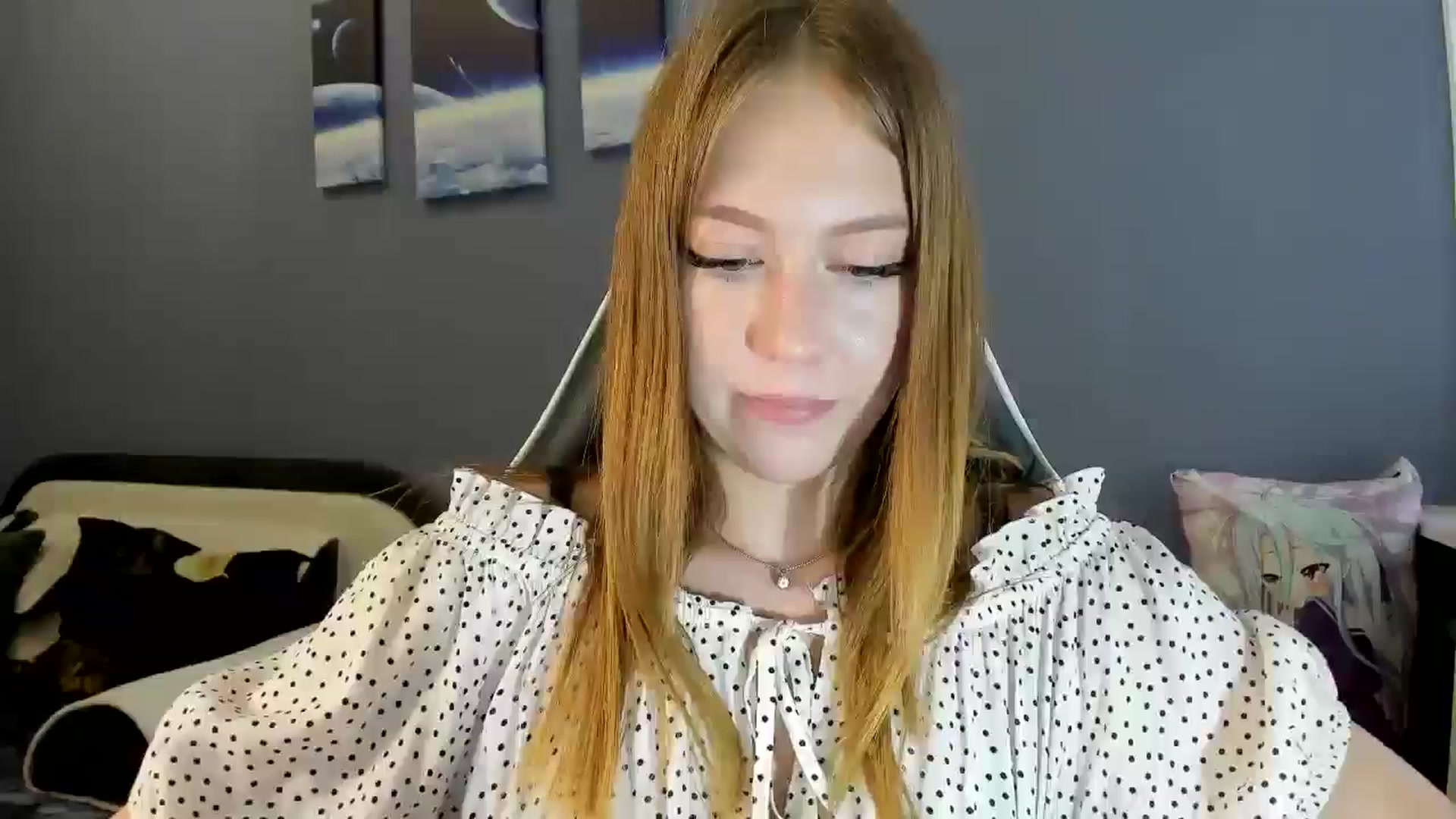 Gallery image thumbnail from RoboSasha's myfreecams stream on, 08/14/2025, 12:35 image 14 of 20