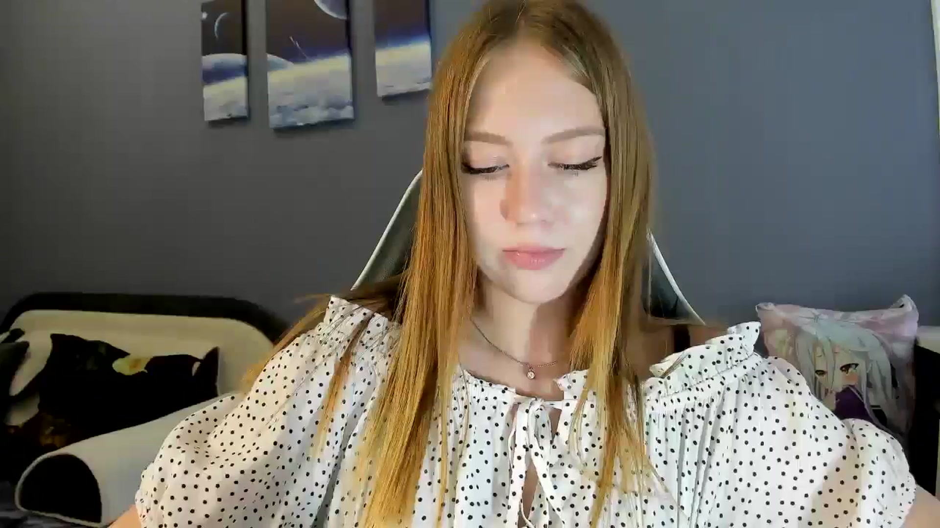 Gallery image thumbnail from RoboSasha's myfreecams stream on, 08/14/2025, 12:35 image 6 of 20