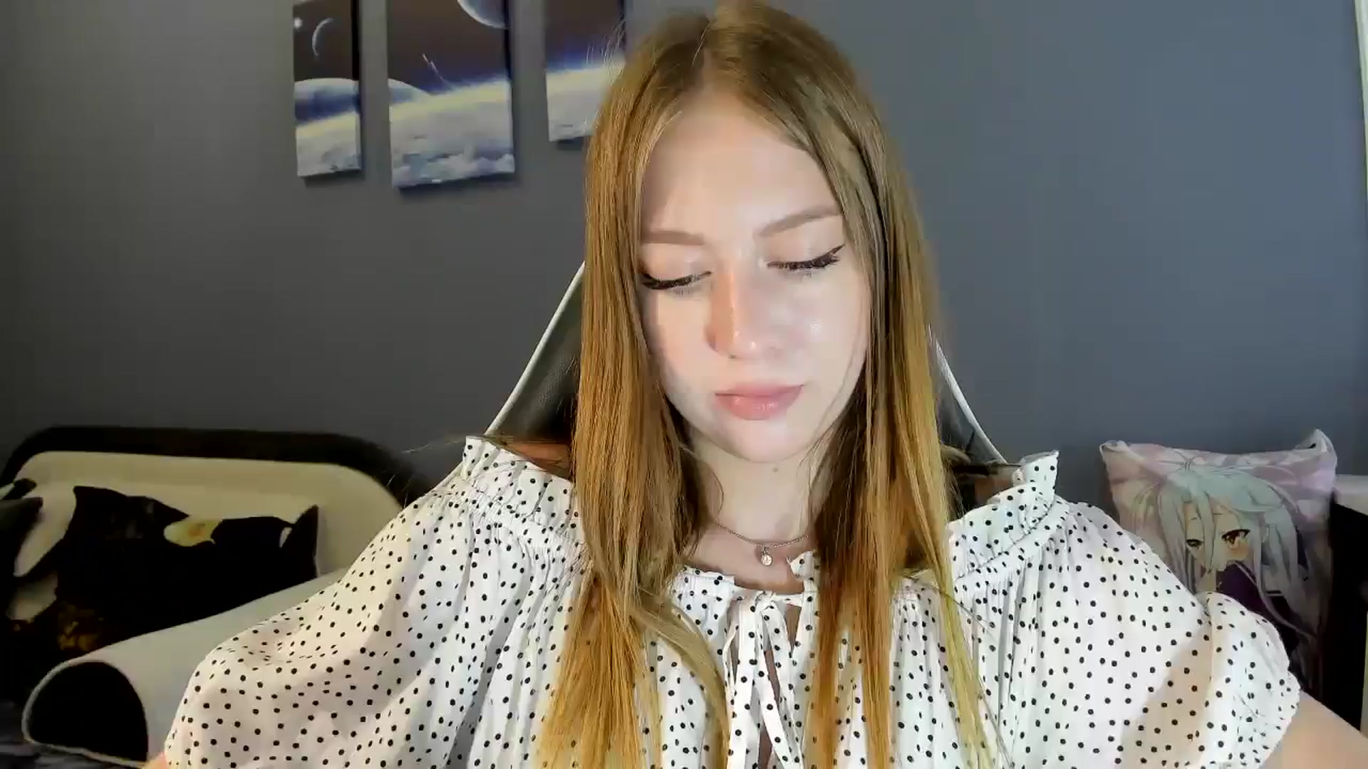 Gallery image thumbnail from RoboSasha's myfreecams stream on, 08/14/2025, 12:35 image 19 of 20