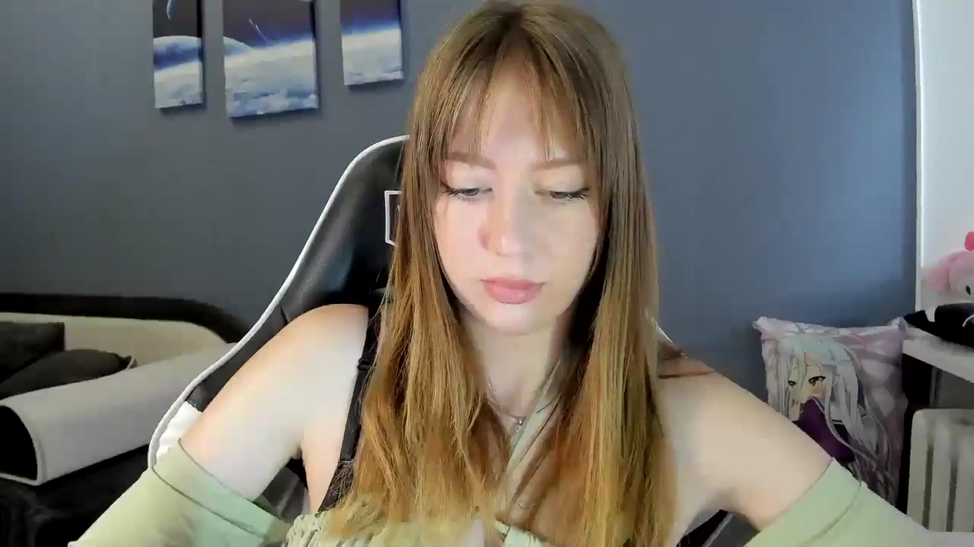 Gallery image thumbnail from RoboSasha's myfreecams stream on, 08/26/2025, 09:53 image 15 of 20