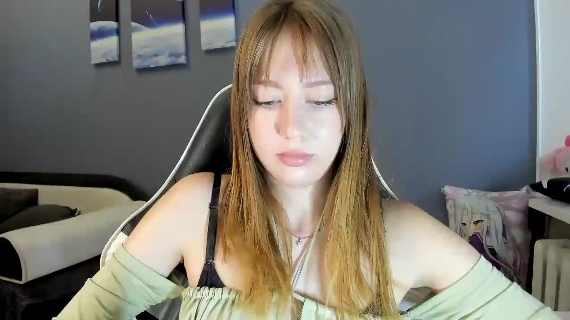Gallery image thumbnail from RoboSasha's myfreecams stream on, 08/26/2025, 10:56 image 3 of 20