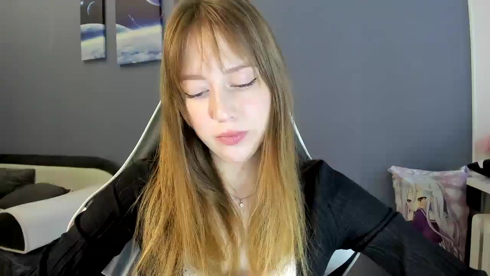 Gallery image thumbnail from RoboSasha's myfreecams stream on, 08/27/2025, 13:07 image 10 of 20