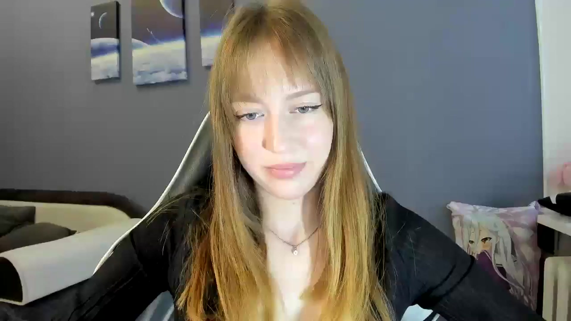 Gallery image thumbnail from RoboSasha's myfreecams stream on, 08/27/2025, 13:07 image 4 of 20