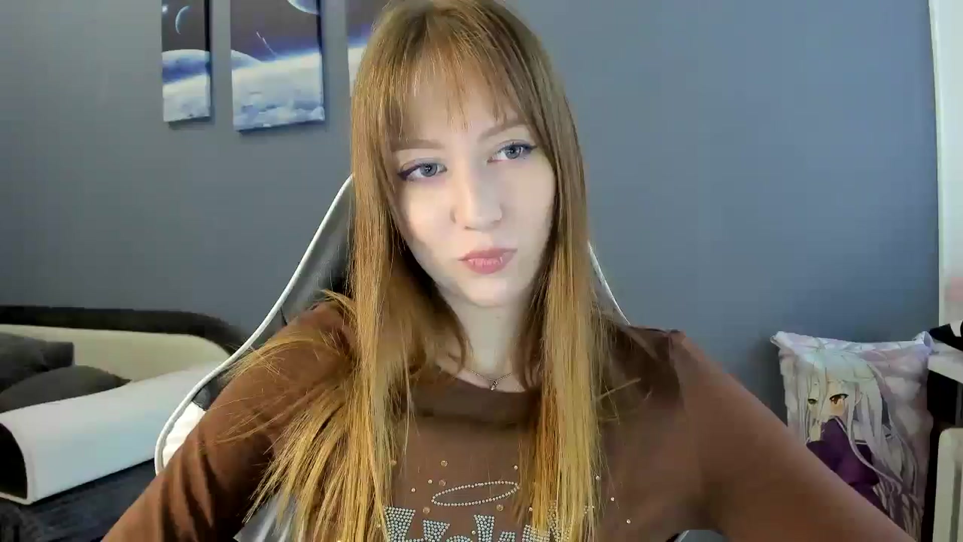 Gallery image thumbnail from RoboSasha's myfreecams stream on, 08/29/2025, 11:59 image 16 of 20