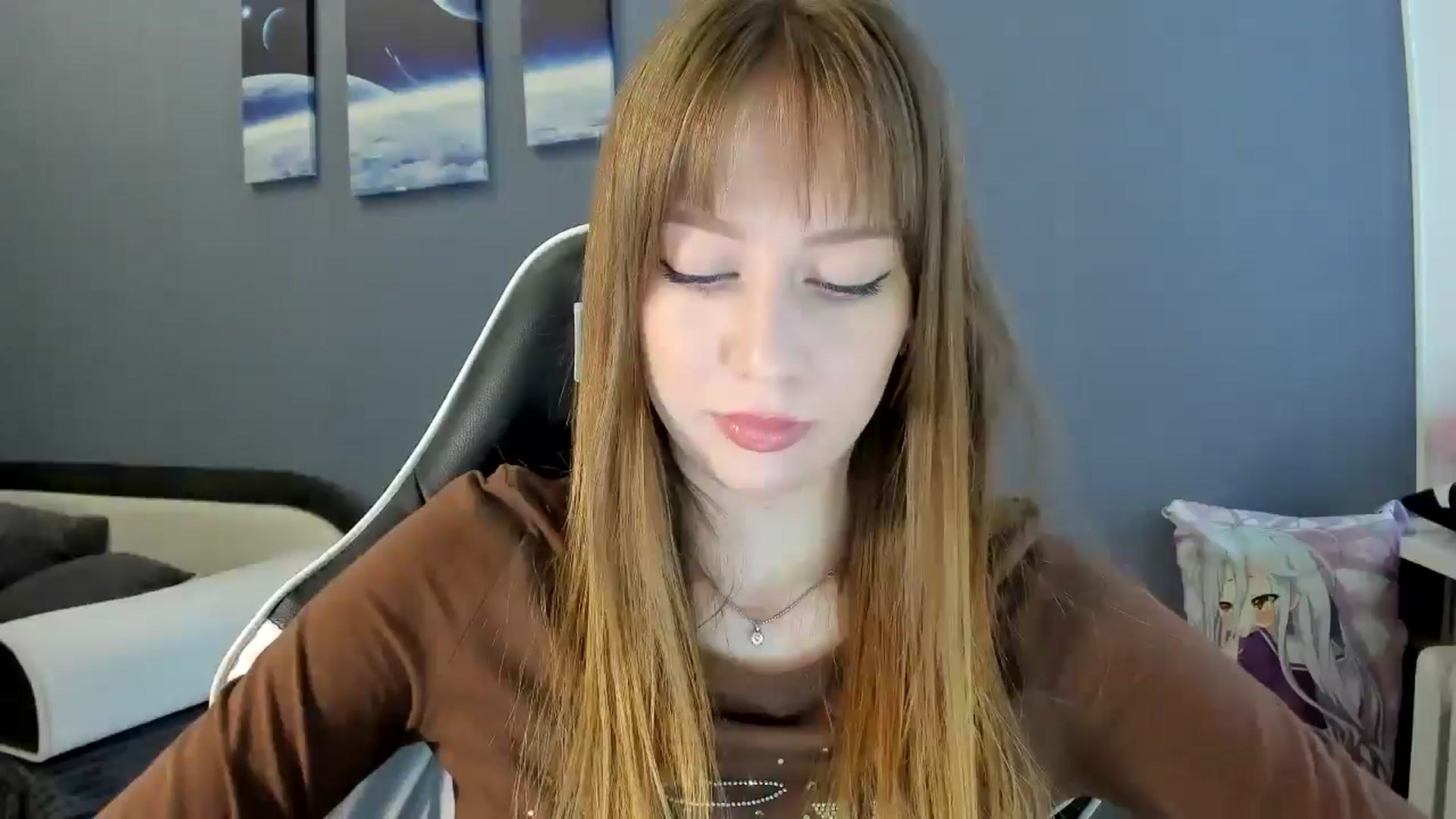 Gallery image thumbnail from RoboSasha's myfreecams stream on, 08/29/2025, 11:59 image 4 of 20