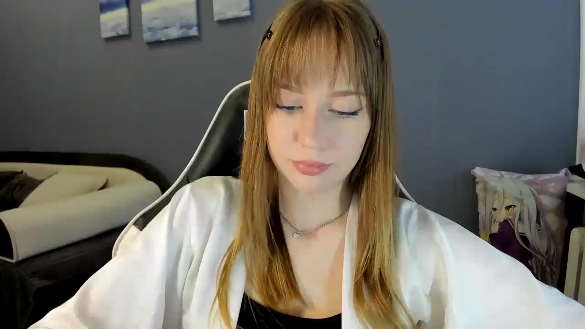 Gallery image thumbnail from RoboSasha's myfreecams stream on, 08/31/2025, 12:21 image 6 of 20