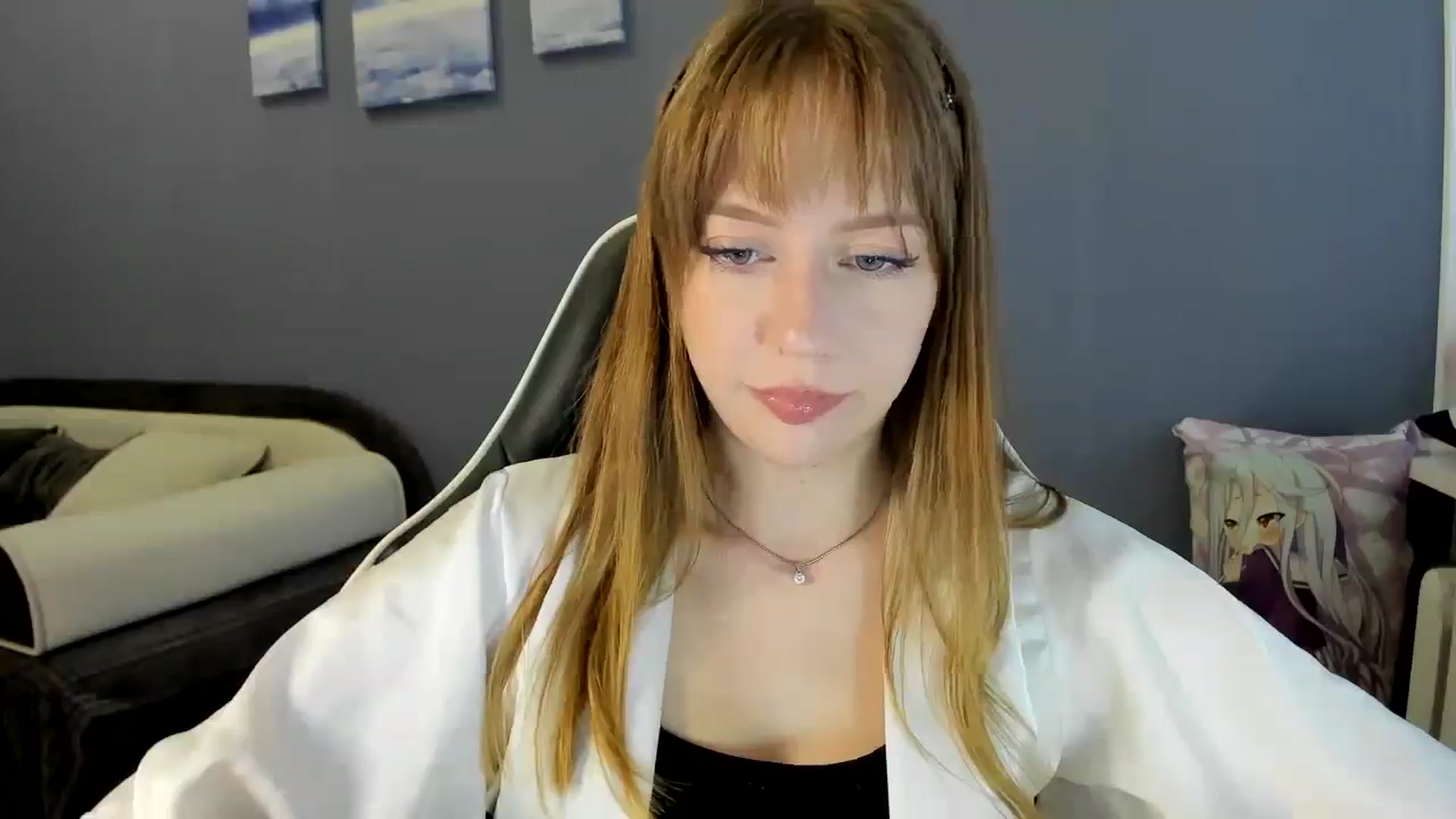 Gallery image thumbnail from RoboSasha's myfreecams stream on, 08/31/2025, 12:21 image 16 of 20