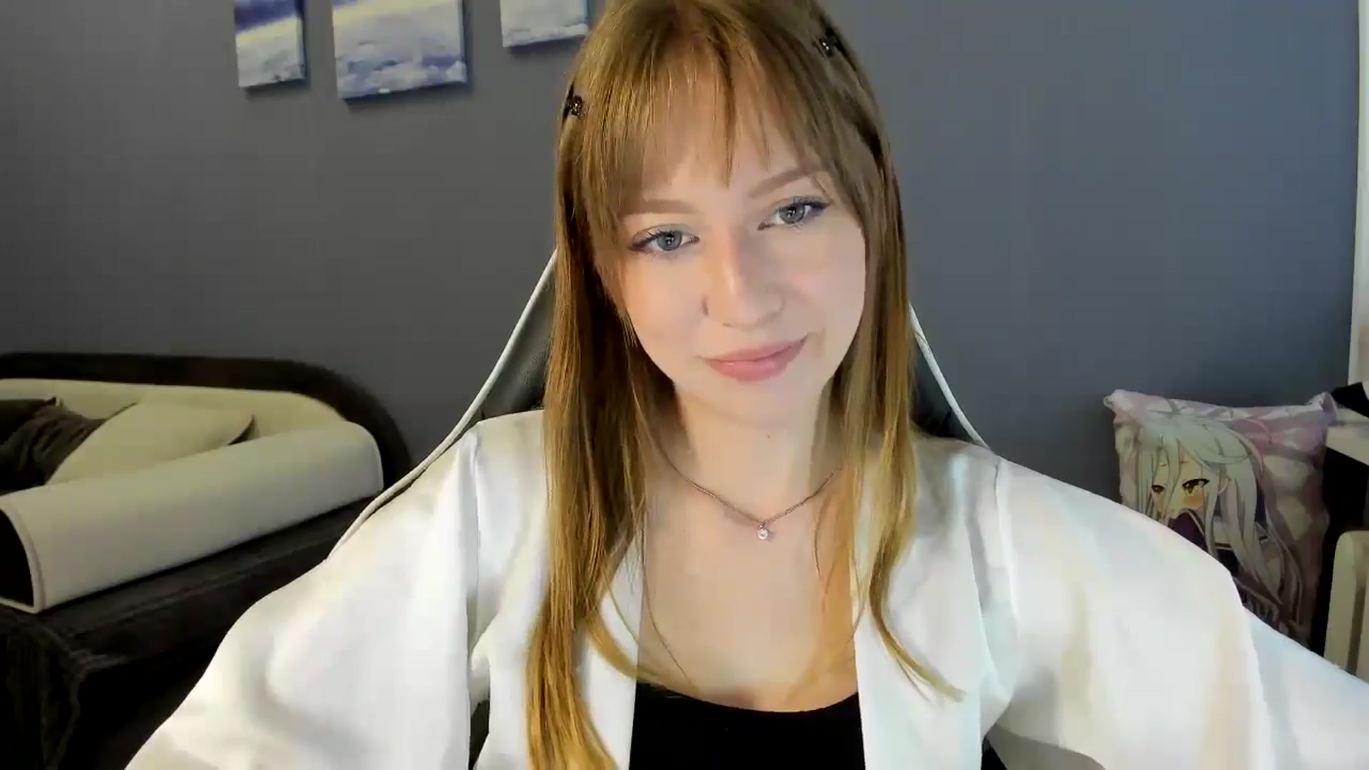 Gallery image thumbnail from RoboSasha's myfreecams stream on, 08/31/2025, 12:21 image 8 of 20
