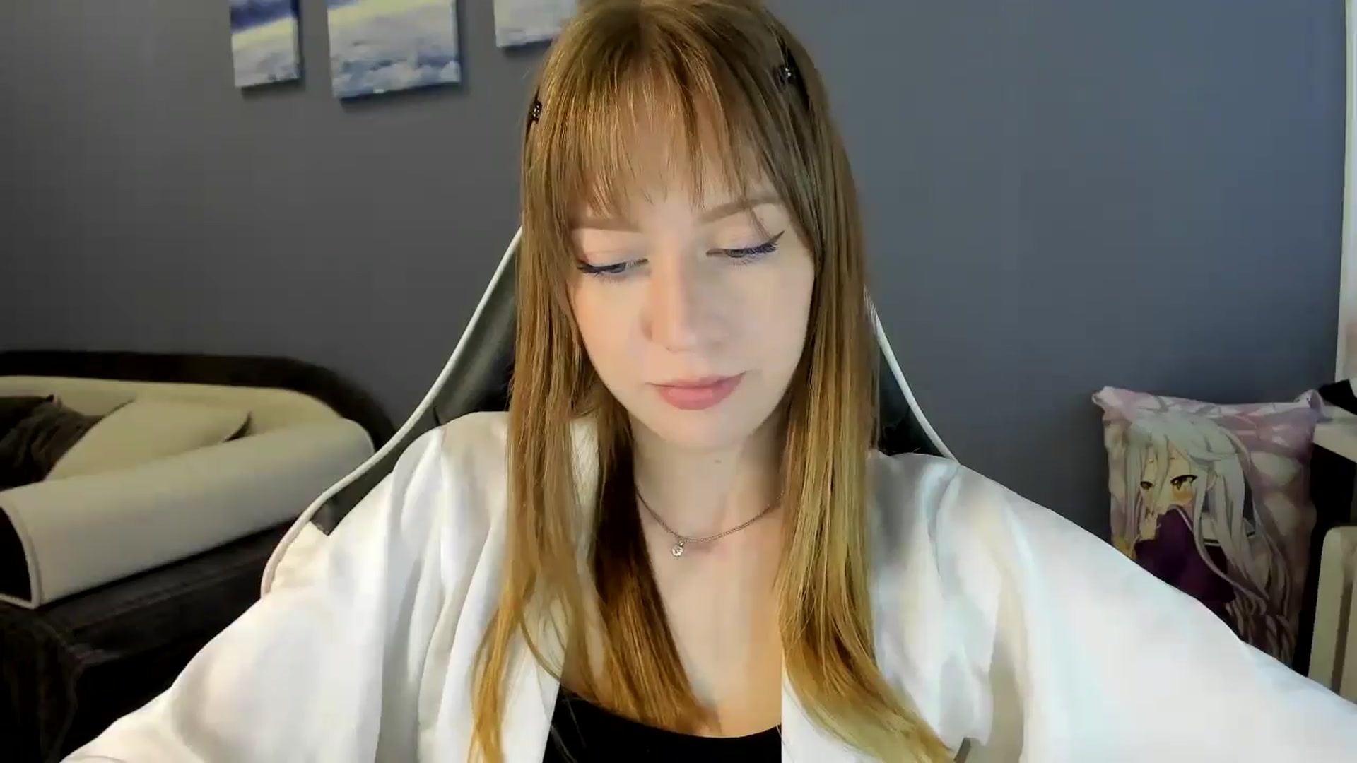 Gallery image thumbnail from RoboSasha's myfreecams stream on, 08/31/2025, 12:21 image 5 of 20