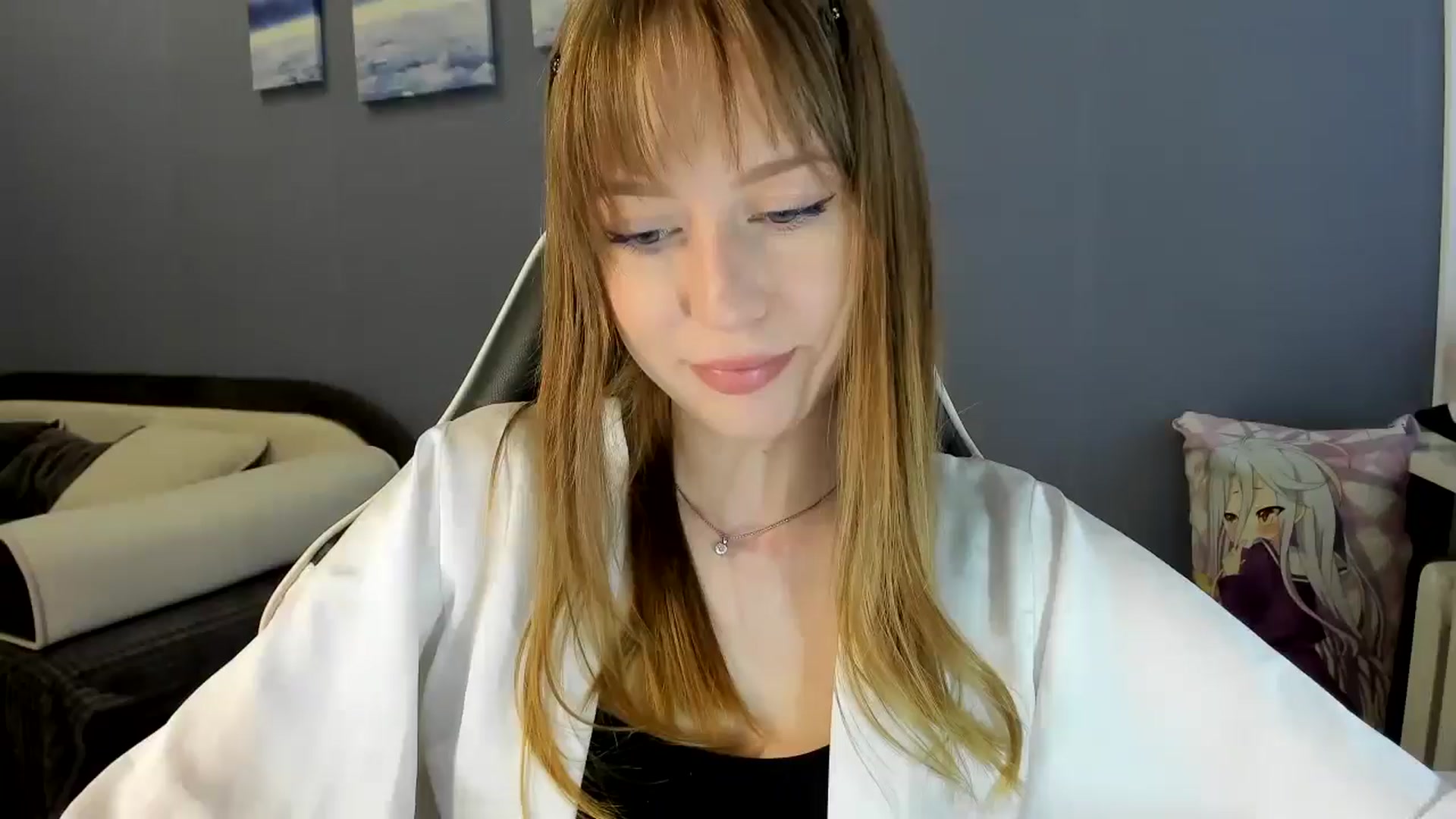 Gallery image thumbnail from RoboSasha's myfreecams stream on, 08/31/2025, 12:21 image 1 of 20