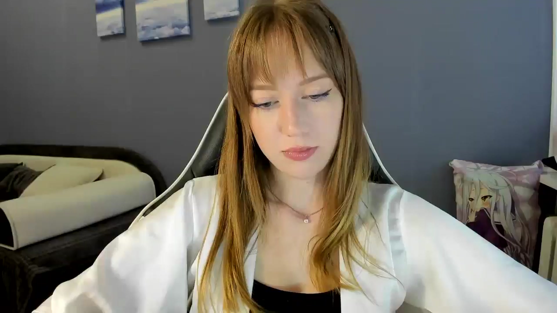 Gallery image thumbnail from RoboSasha's myfreecams stream on, 08/31/2025, 12:21 image 17 of 20