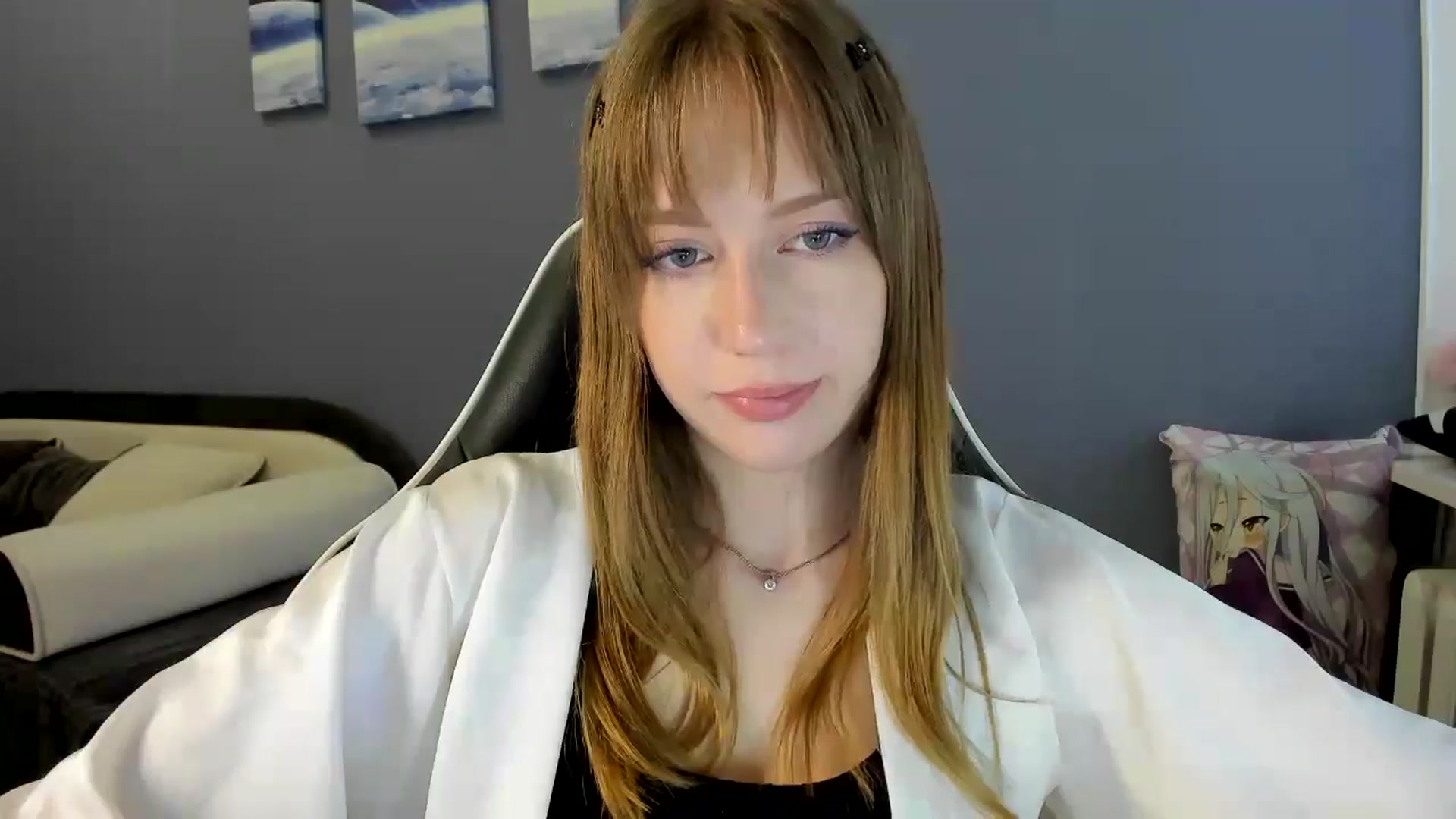 Gallery image thumbnail from RoboSasha's myfreecams stream on, 08/31/2025, 13:27 image 7 of 20