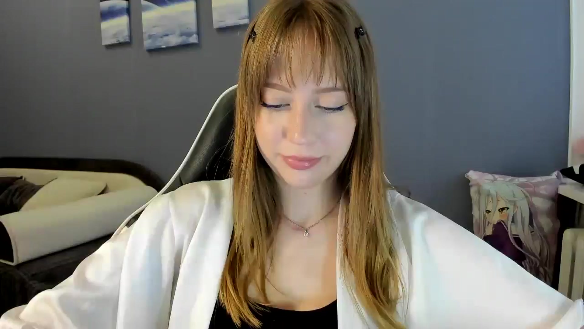 Gallery image thumbnail from RoboSasha's myfreecams stream on, 08/31/2025, 13:27 image 12 of 20