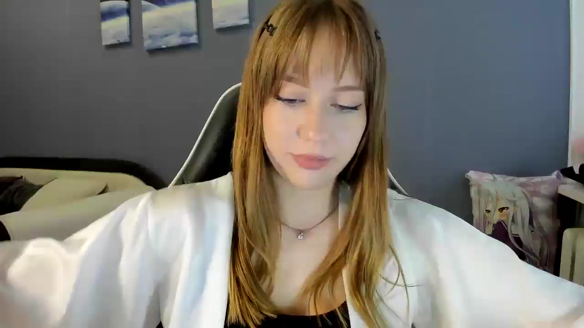 Gallery image thumbnail from RoboSasha's myfreecams stream on, 08/31/2025, 13:27 image 1 of 20