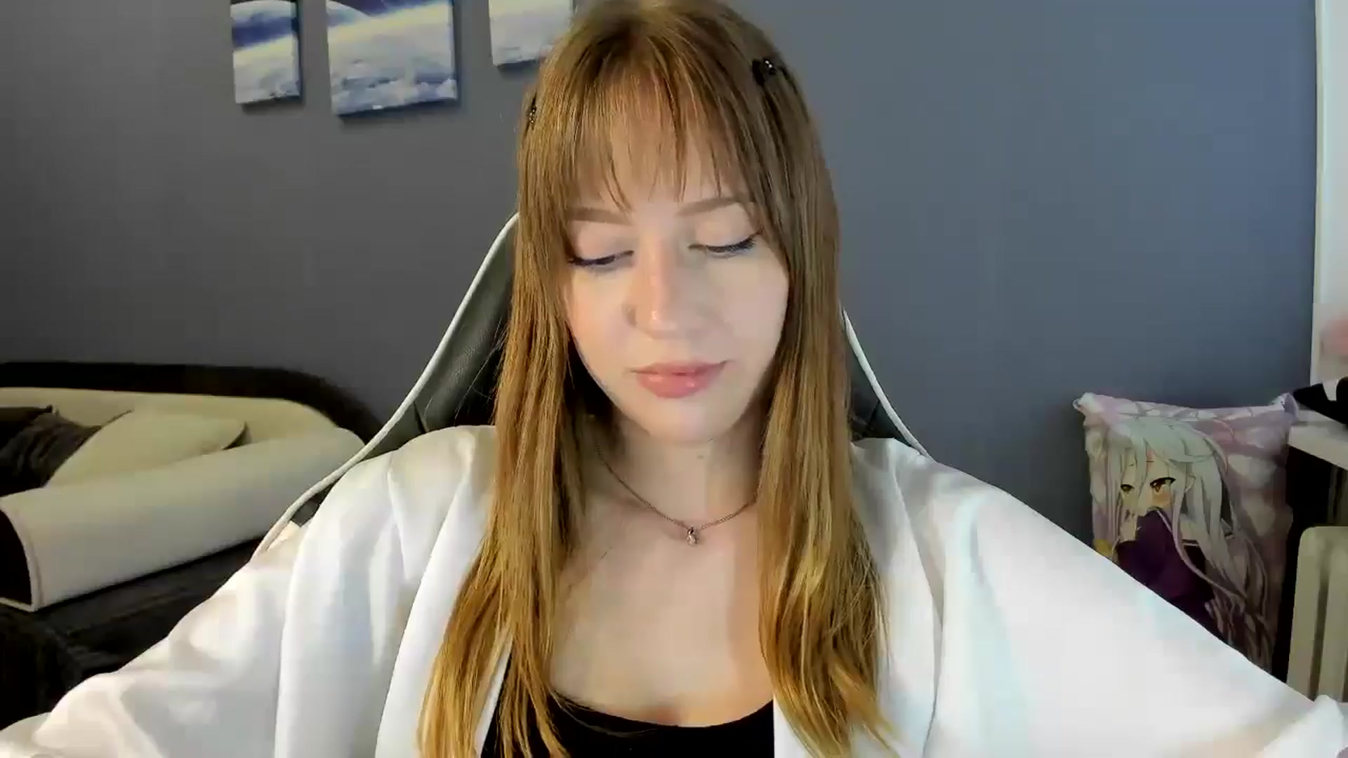 Gallery image thumbnail from RoboSasha's myfreecams stream on, 08/31/2025, 13:27 image 15 of 20
