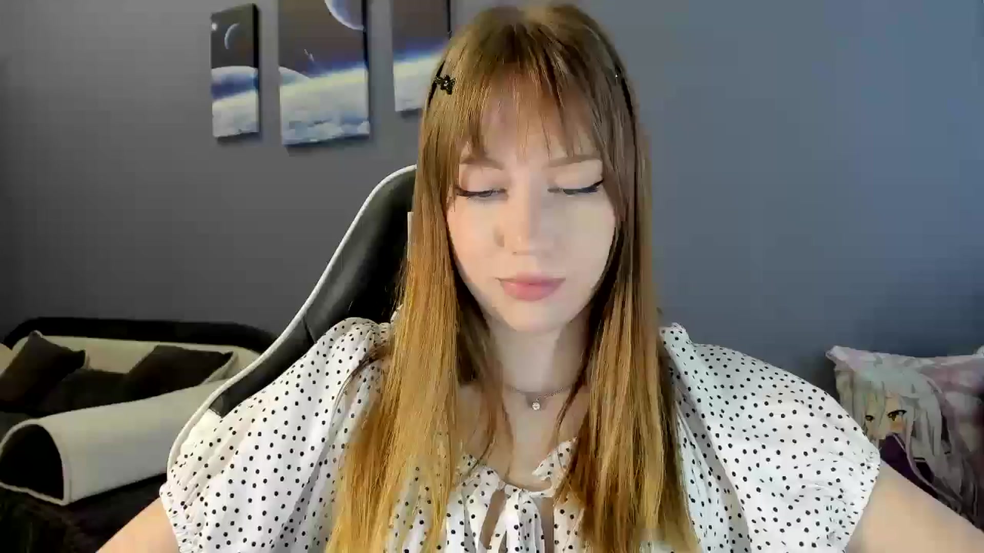 Gallery image thumbnail from RoboSasha's myfreecams stream on, 09/01/2025, 12:31 image 3 of 20