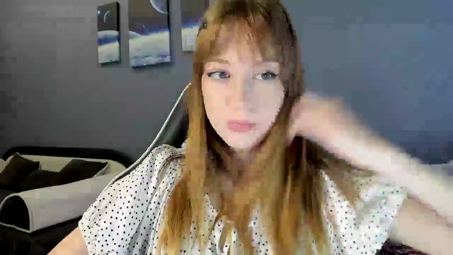 Gallery image thumbnail from RoboSasha's myfreecams stream on, 09/01/2025, 12:31 image 4 of 20