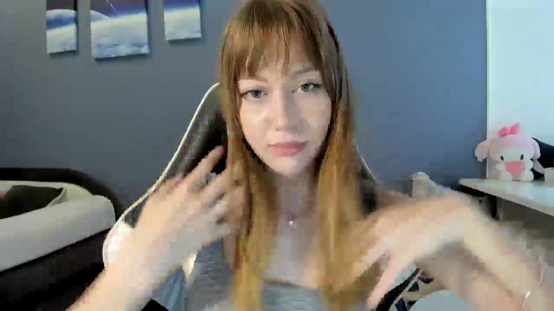 Gallery image thumbnail from RoboSasha's myfreecams stream on, 09/03/2025, 13:07 image 18 of 20
