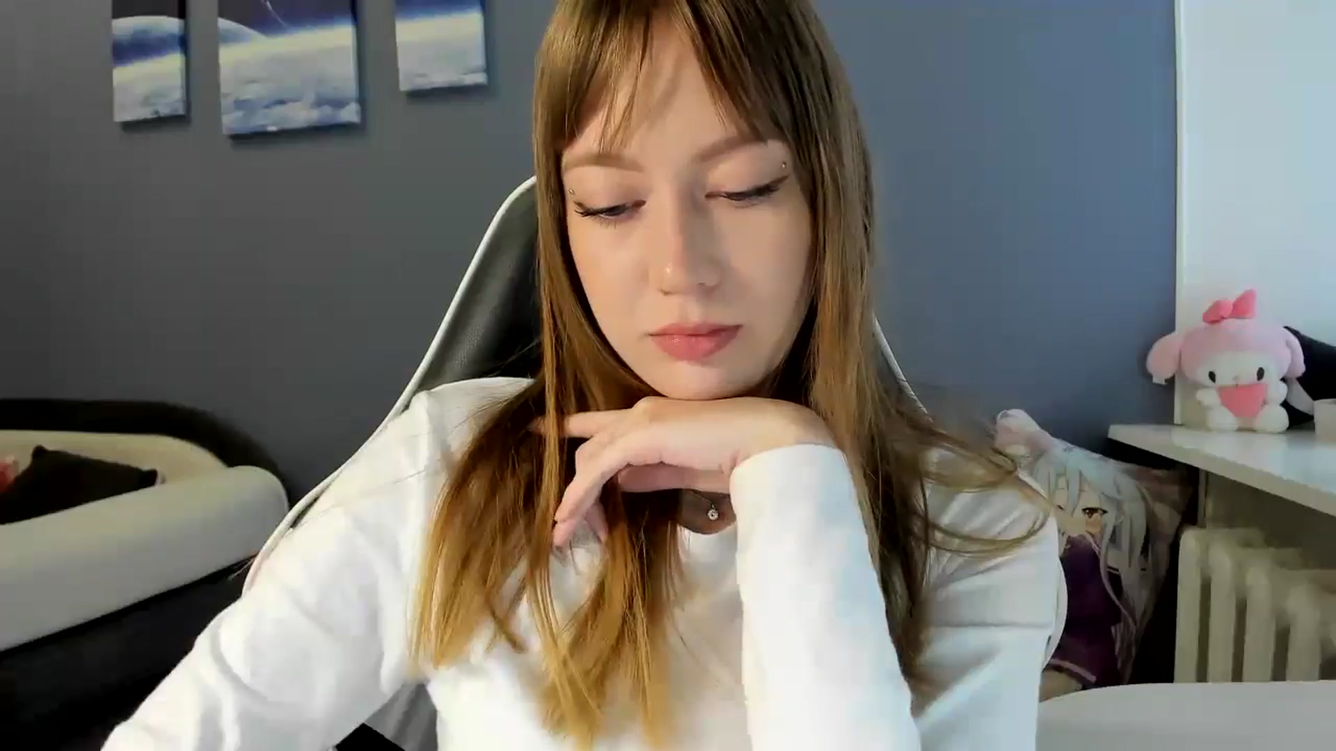 Gallery image thumbnail from RoboSasha's myfreecams stream on, 09/04/2025, 13:19 image 6 of 20