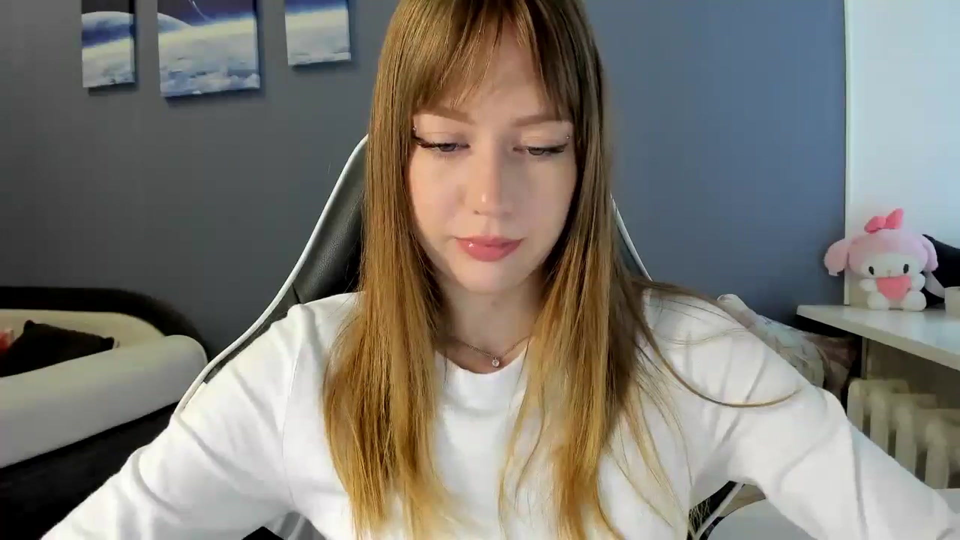 Gallery image thumbnail from RoboSasha's myfreecams stream on, 09/04/2025, 13:19 image 2 of 20