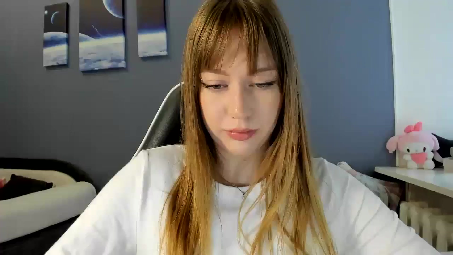 Gallery image thumbnail from RoboSasha's myfreecams stream on, 09/04/2025, 13:19 image 14 of 20