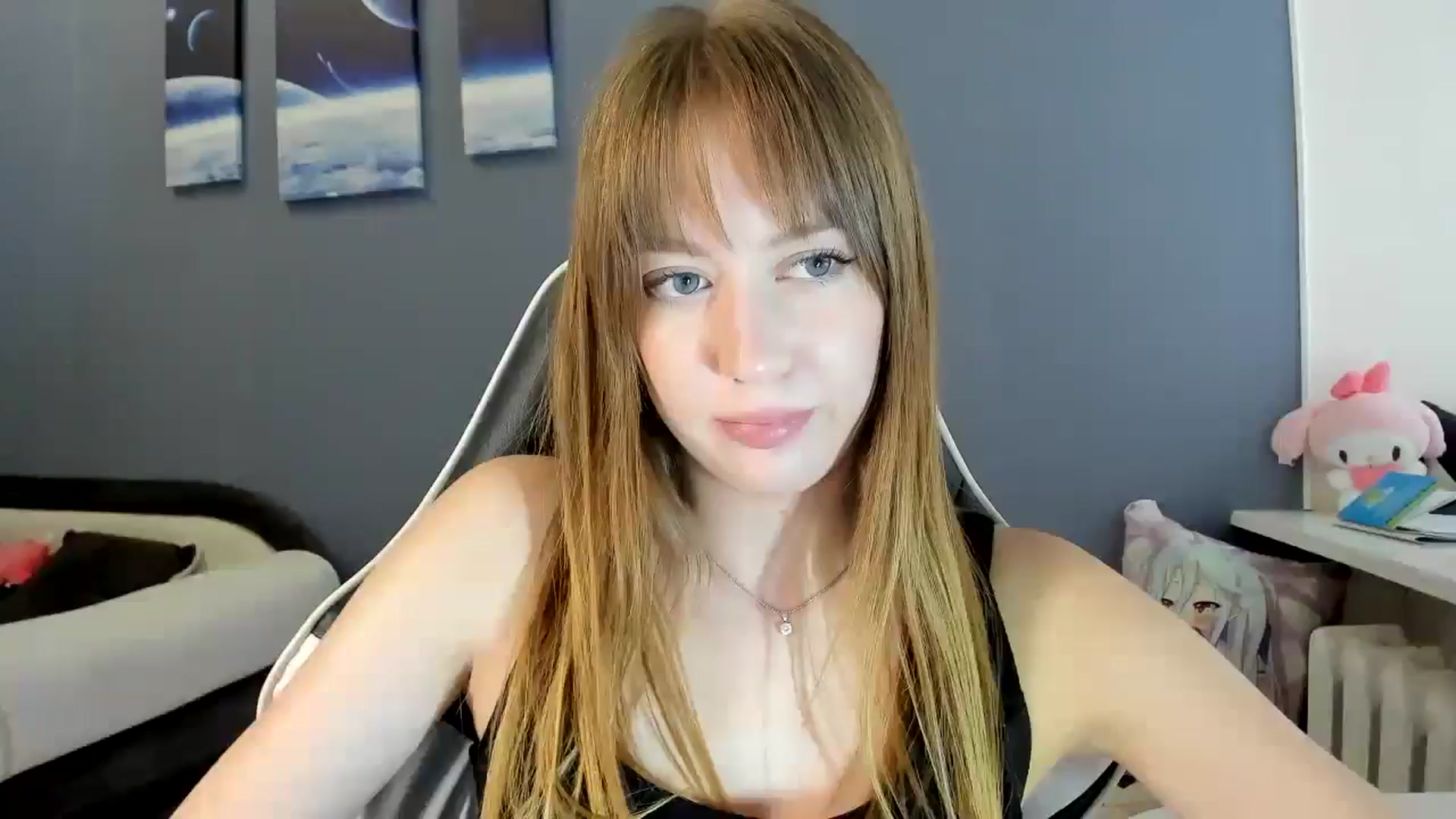 Gallery image thumbnail from RoboSasha's myfreecams stream on, 09/07/2025, 15:33 image 6 of 20