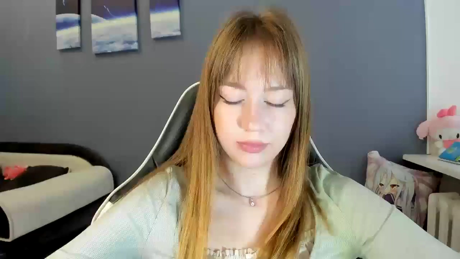 Gallery image thumbnail from RoboSasha's myfreecams stream on, 09/08/2025, 16:25 image 6 of 20