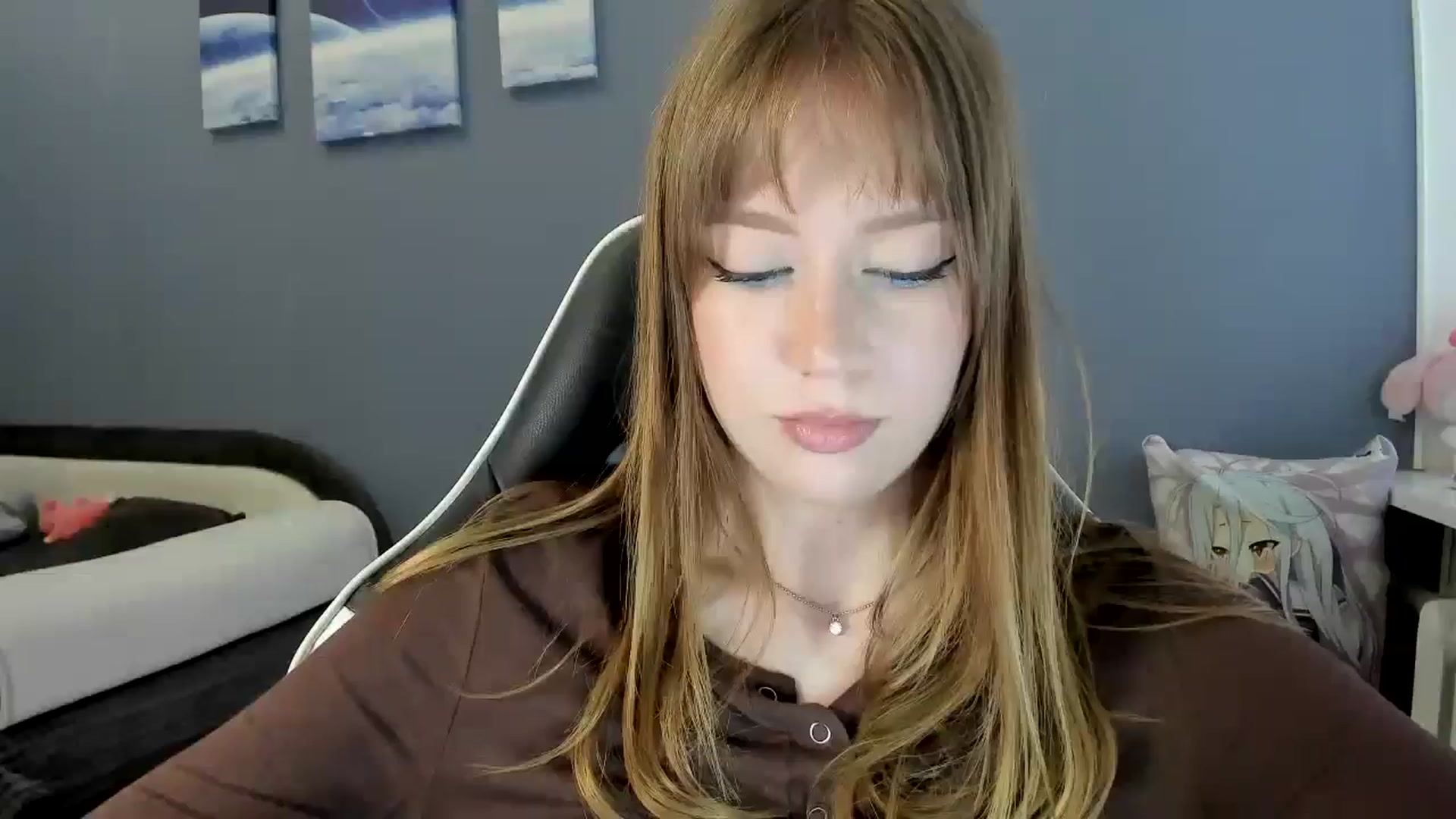 Gallery image thumbnail from RoboSasha's myfreecams stream on, 09/11/2025, 12:24 image 10 of 20
