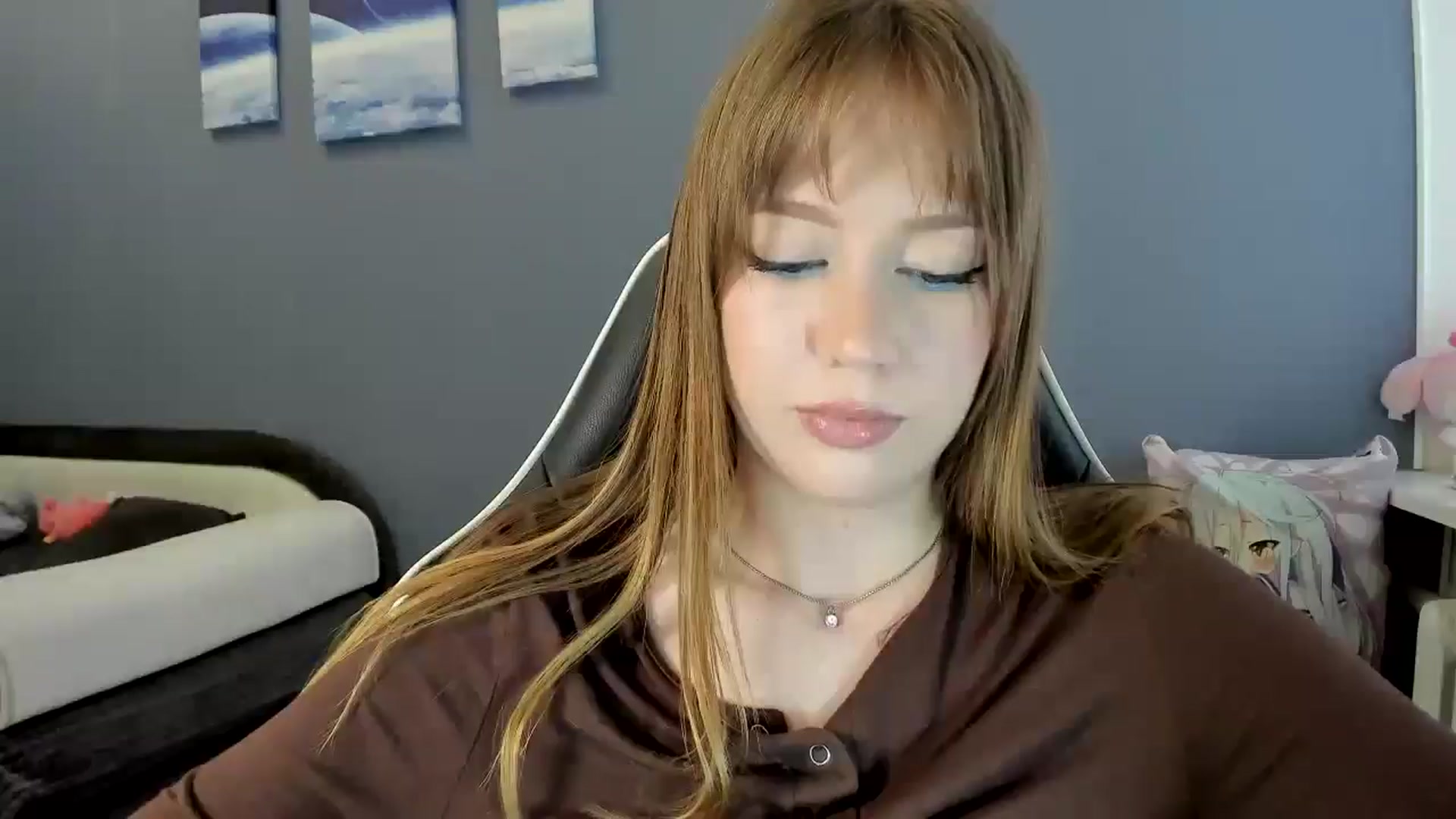 Gallery image thumbnail from RoboSasha's myfreecams stream on, 09/11/2025, 12:24 image 14 of 20