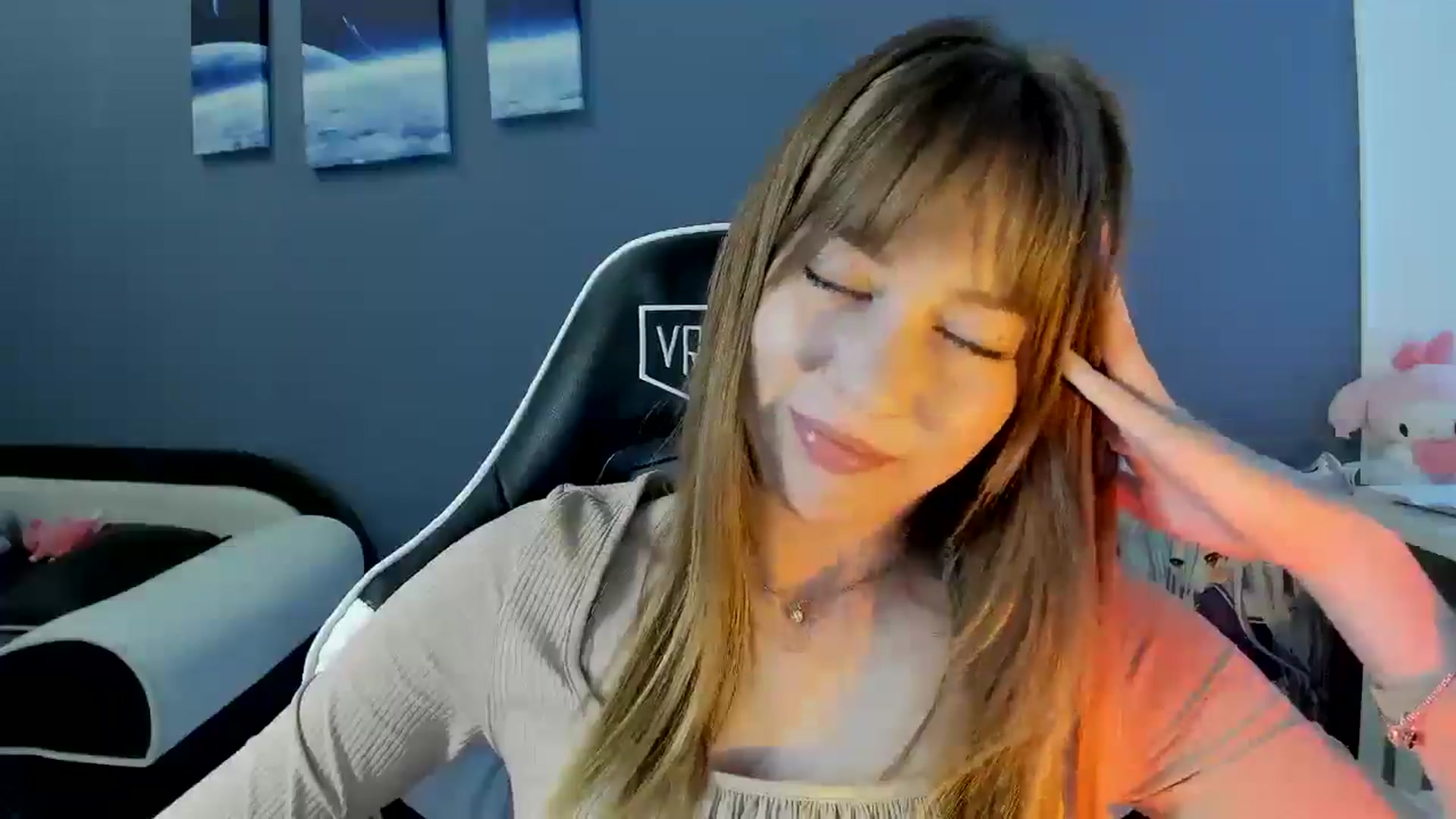 Gallery image thumbnail from RoboSasha's myfreecams stream on, 09/14/2025, 12:17 image 20 of 20
