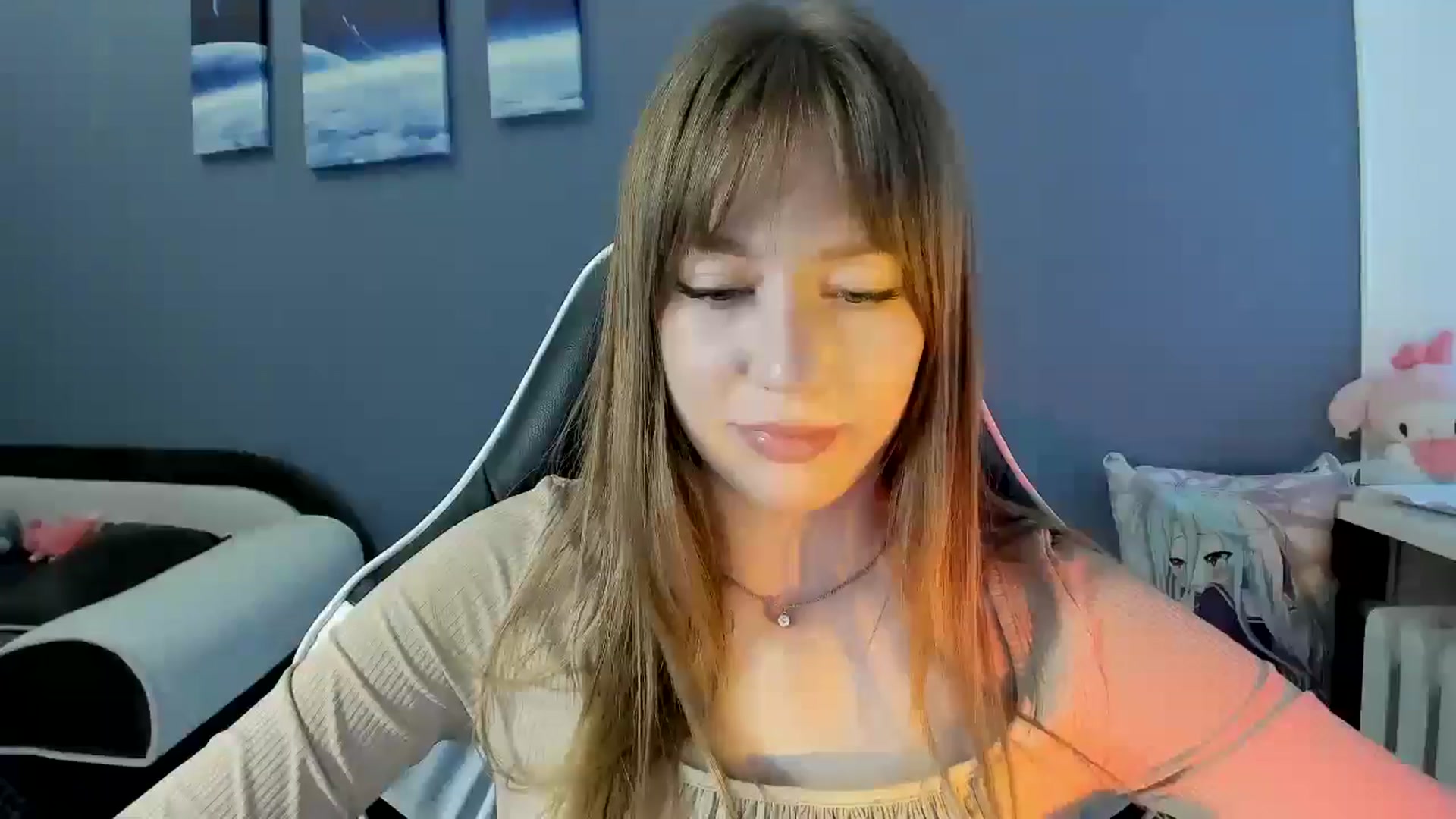 Gallery image thumbnail from RoboSasha's myfreecams stream on, 09/14/2025, 12:17 image 10 of 20