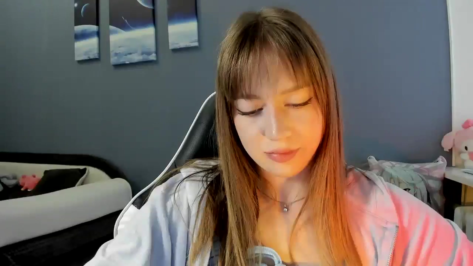 Gallery image thumbnail from RoboSasha's myfreecams stream on, 09/15/2025, 12:04 image 13 of 20