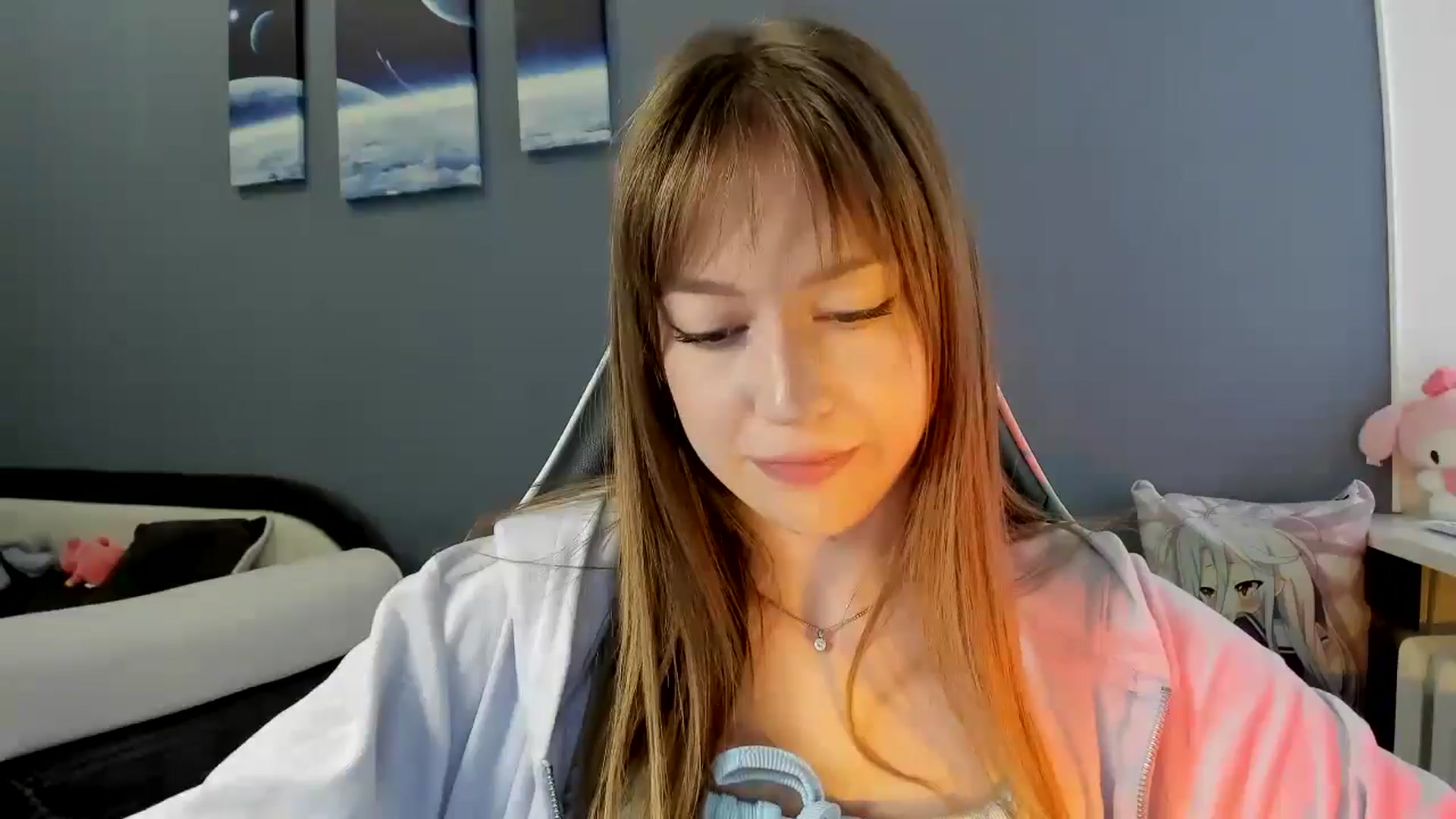 Gallery image thumbnail from RoboSasha's myfreecams stream on, 09/15/2025, 12:04 image 8 of 20