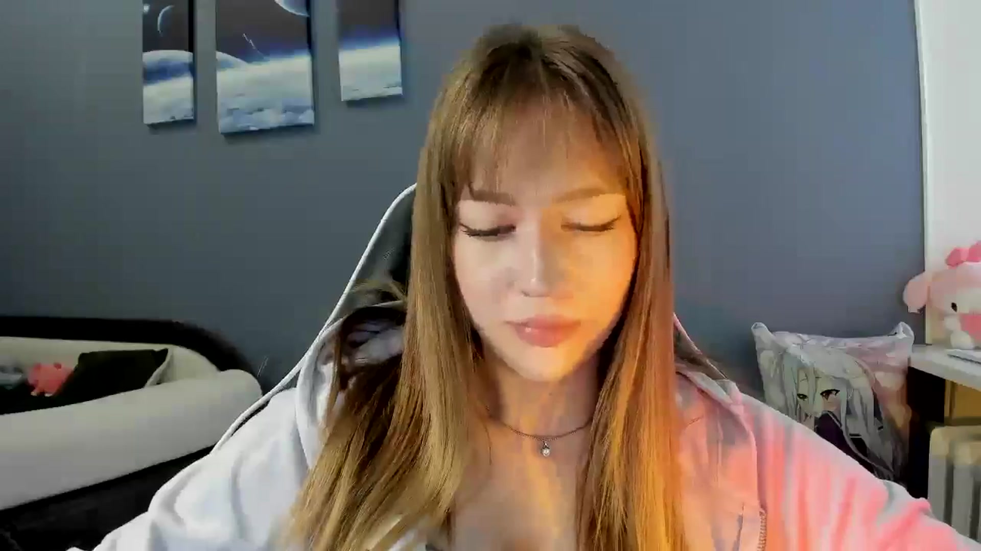 Gallery image thumbnail from RoboSasha's myfreecams stream on, 09/15/2025, 13:08 image 16 of 20