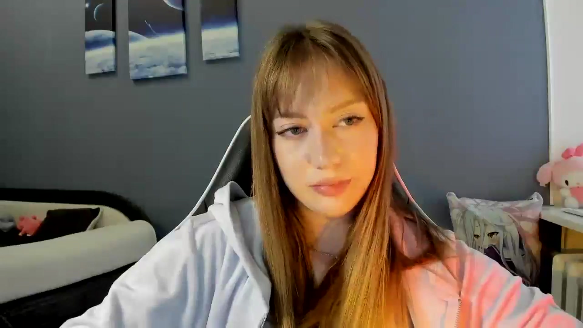 Gallery image thumbnail from RoboSasha's myfreecams stream on, 09/15/2025, 13:08 image 3 of 20