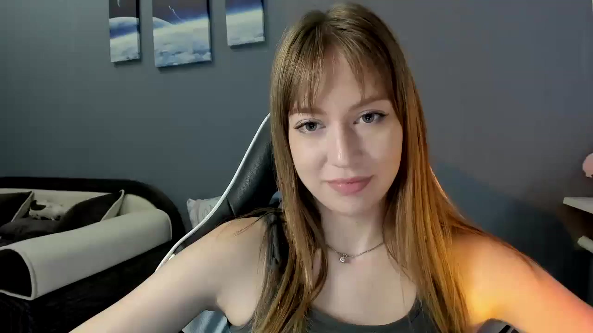 Gallery image thumbnail from RoboSasha's myfreecams stream on, 09/17/2025, 13:30 image 15 of 20