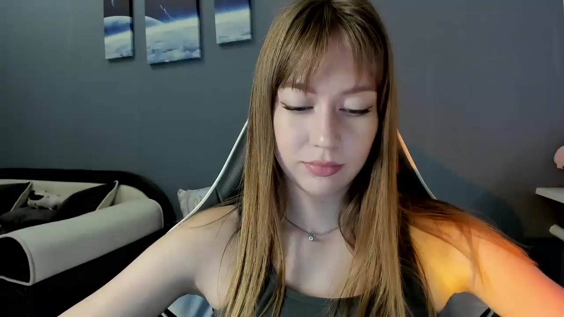 Gallery image thumbnail from RoboSasha's myfreecams stream on, 09/17/2025, 13:30 image 16 of 20