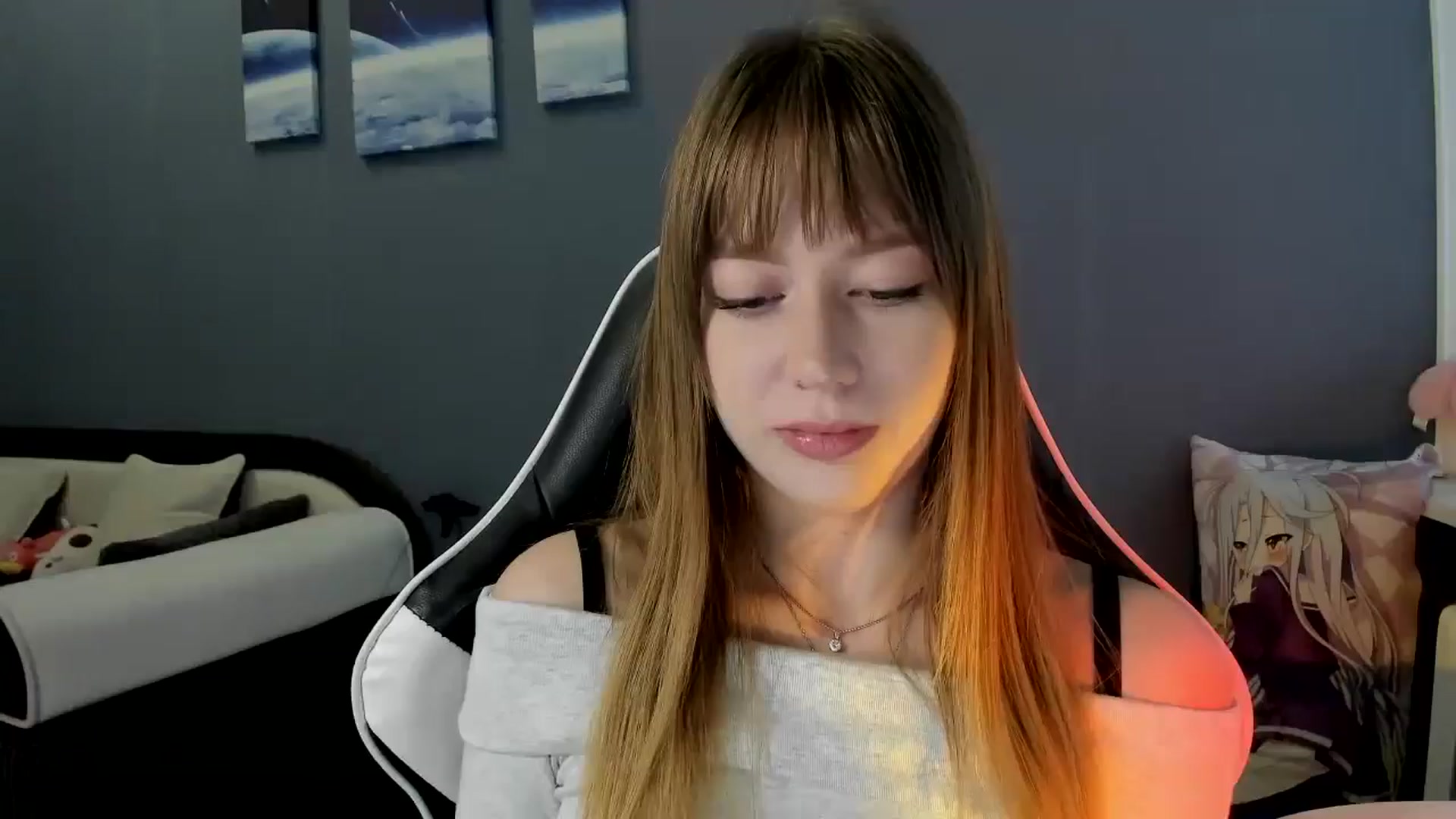 Gallery image thumbnail from RoboSasha's myfreecams stream on, 09/28/2025, 14:23 image 9 of 20