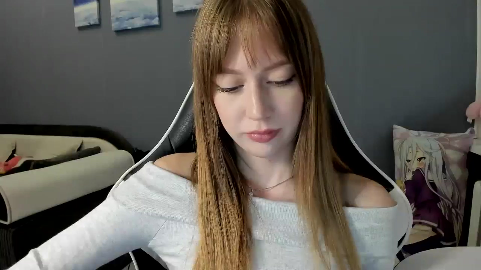 Gallery image thumbnail from RoboSasha's myfreecams stream on, 10/01/2025, 13:14 image 7 of 20
