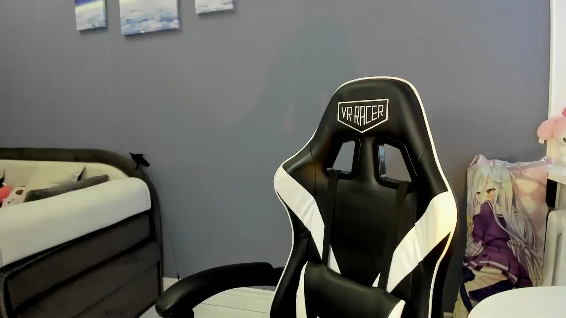 Gallery image thumbnail from RoboSasha's myfreecams stream on, 10/05/2025, 12:54 image 14 of 20