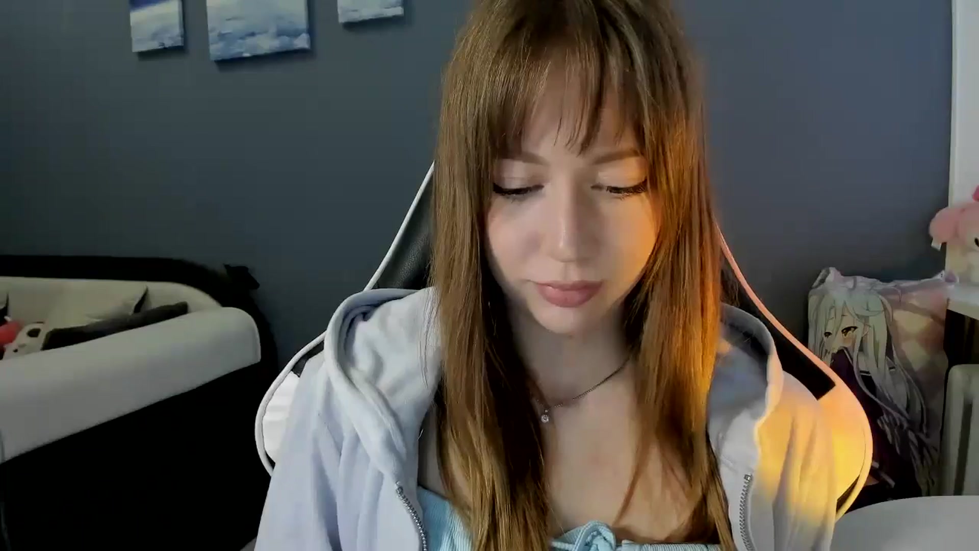 Gallery image thumbnail from RoboSasha's myfreecams stream on, 10/05/2025, 12:54 image 15 of 20