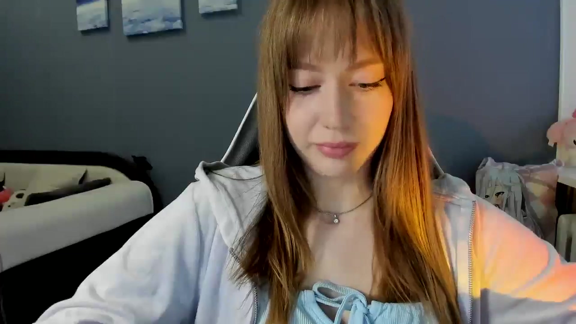 Gallery image thumbnail from RoboSasha's myfreecams stream on, 10/05/2025, 12:54 image 13 of 20