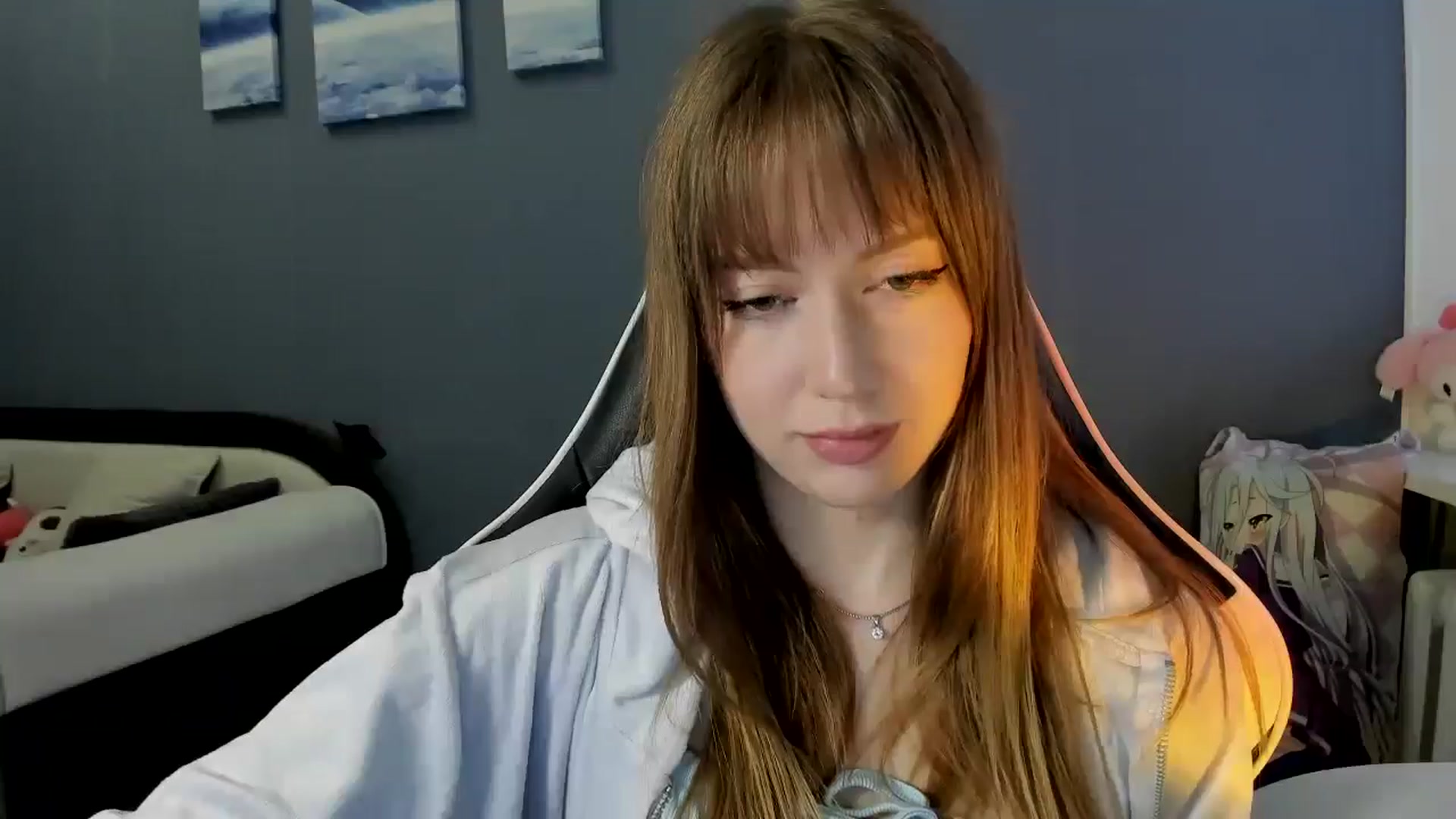 Gallery image thumbnail from RoboSasha's myfreecams stream on, 10/05/2025, 12:54 image 7 of 20