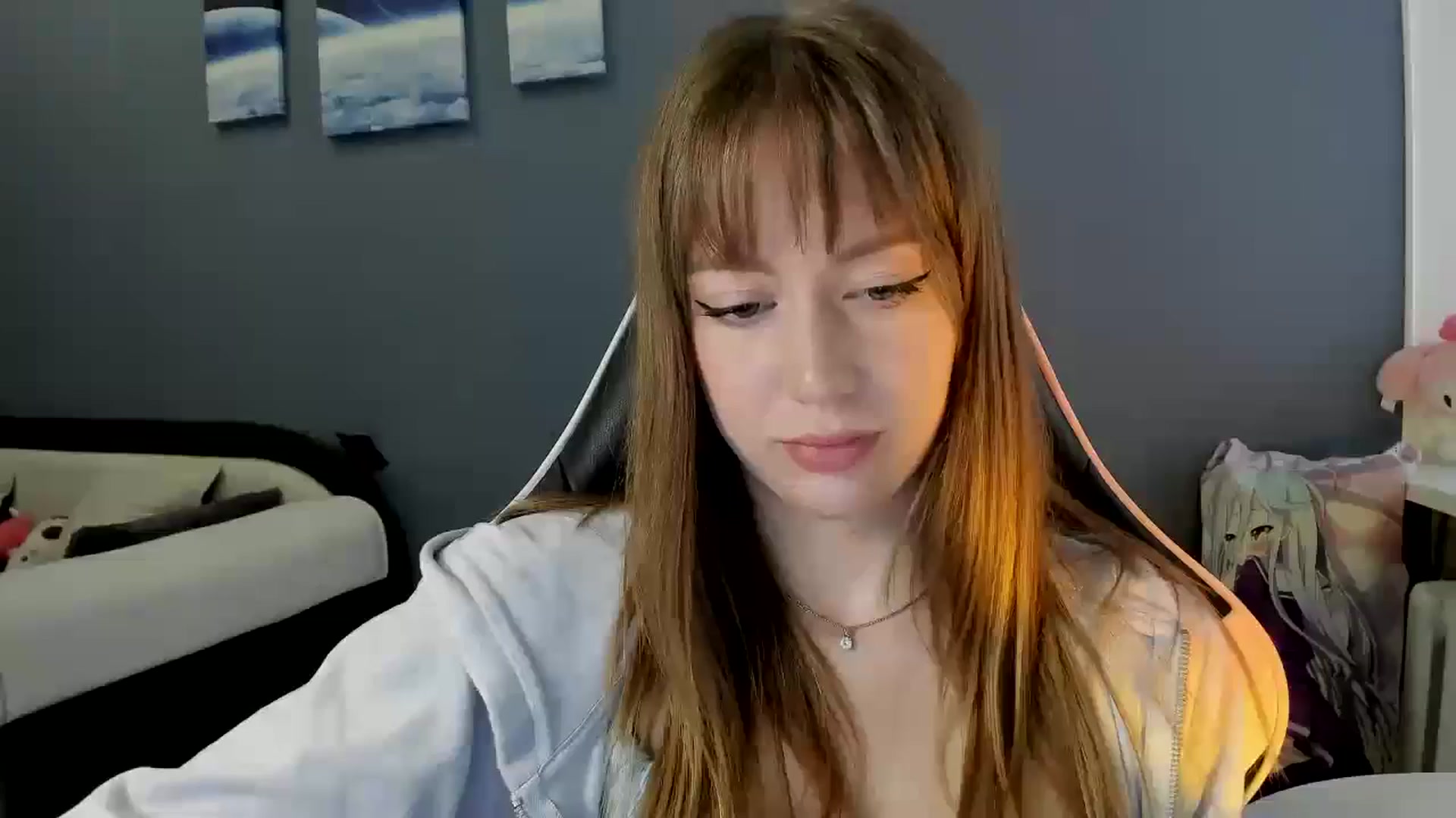 Gallery image thumbnail from RoboSasha's myfreecams stream on, 10/05/2025, 12:54 image 19 of 20
