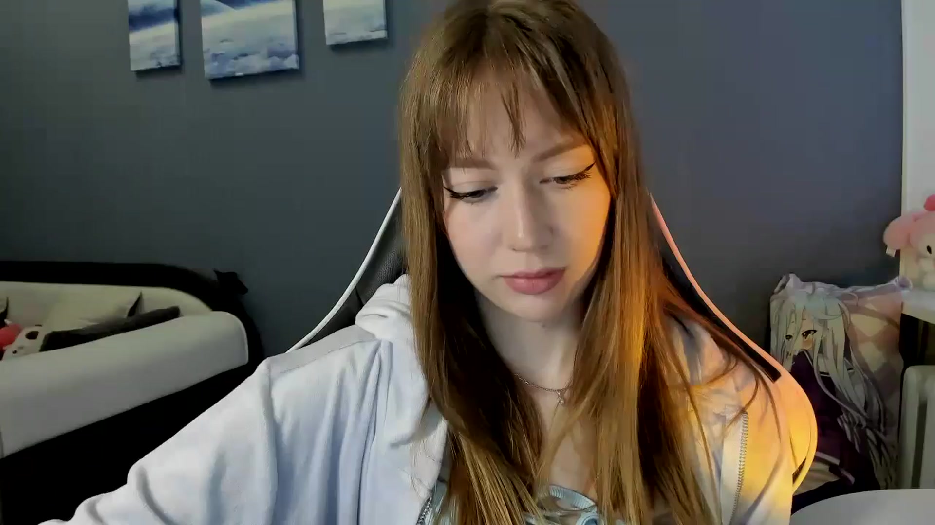 Gallery image thumbnail from RoboSasha's myfreecams stream on, 10/05/2025, 12:54 image 6 of 20