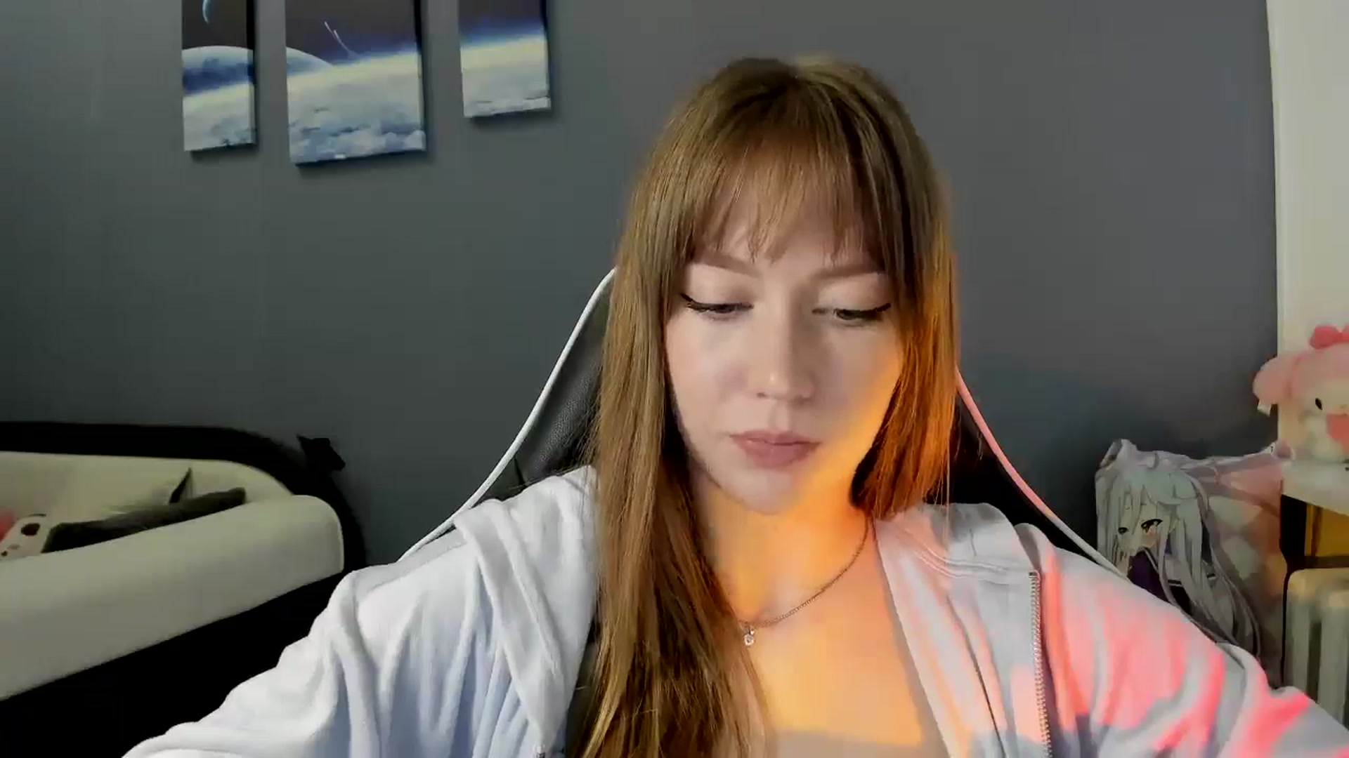 Gallery image thumbnail from RoboSasha's myfreecams stream on, 10/05/2025, 14:17 image 16 of 20
