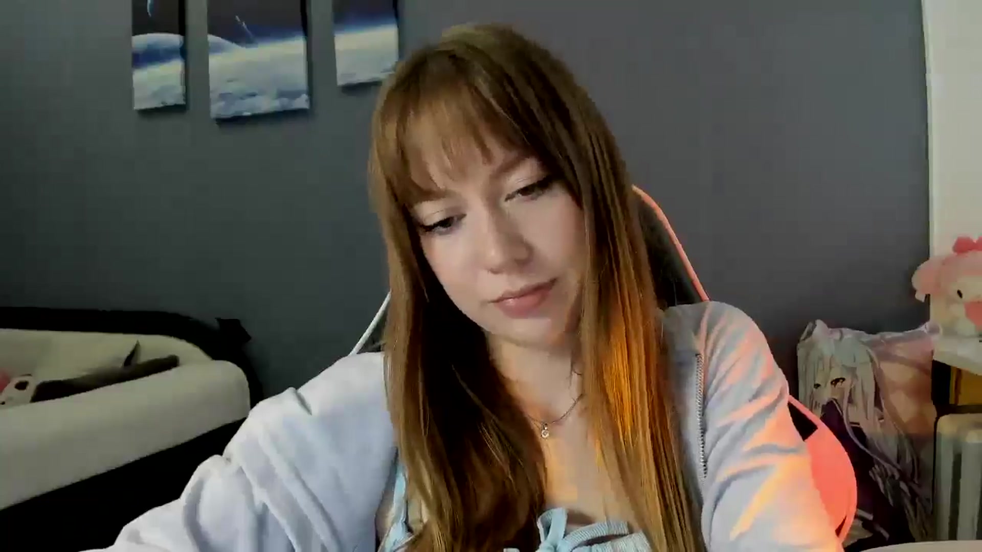 Gallery image thumbnail from RoboSasha's myfreecams stream on, 10/05/2025, 14:17 image 4 of 20