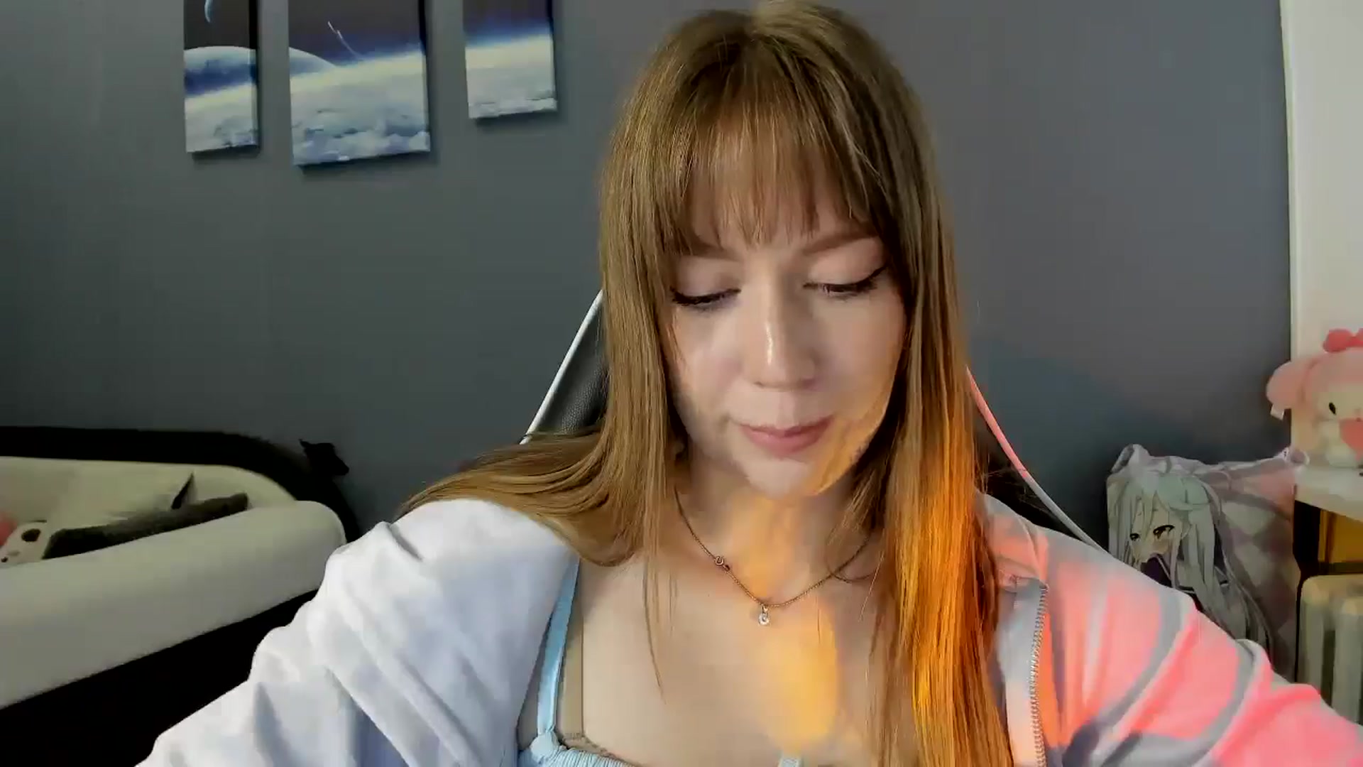 Gallery image thumbnail from RoboSasha's myfreecams stream on, 10/05/2025, 14:17 image 8 of 20