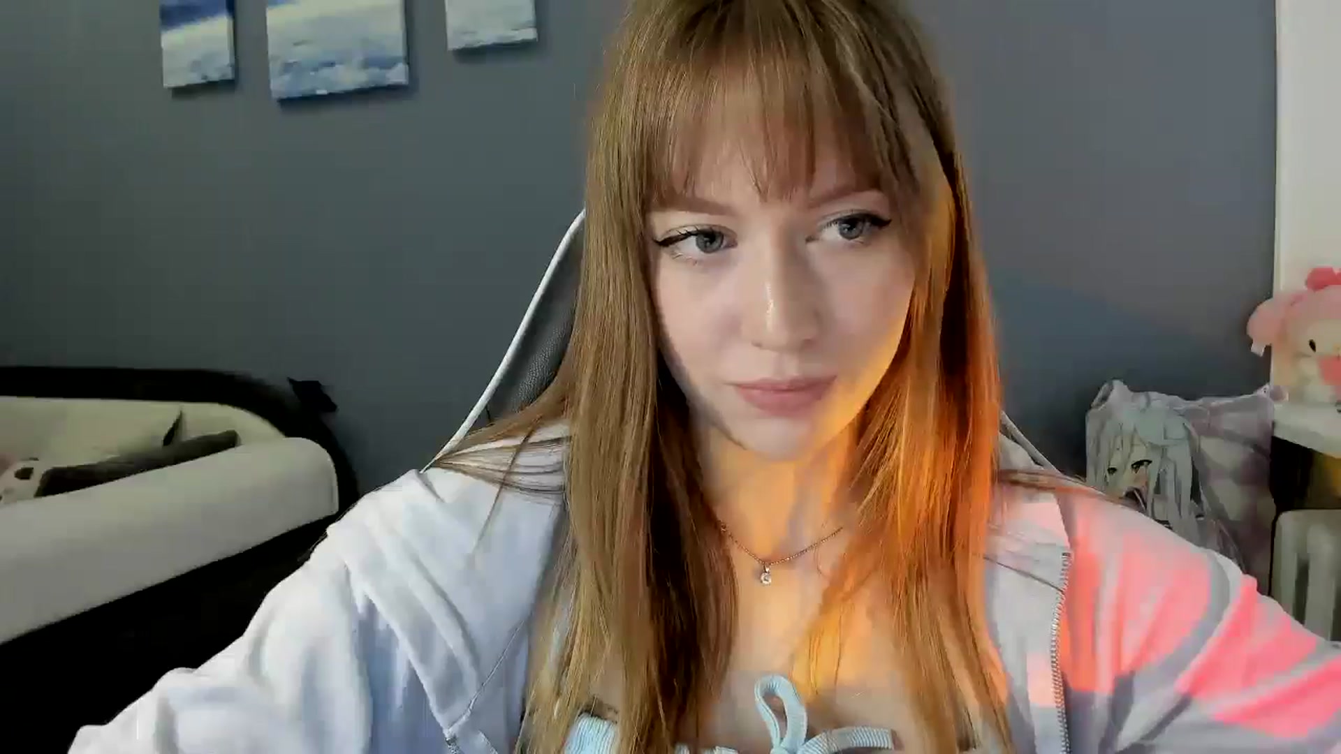 Gallery image thumbnail from RoboSasha's myfreecams stream on, 10/05/2025, 14:17 image 2 of 20